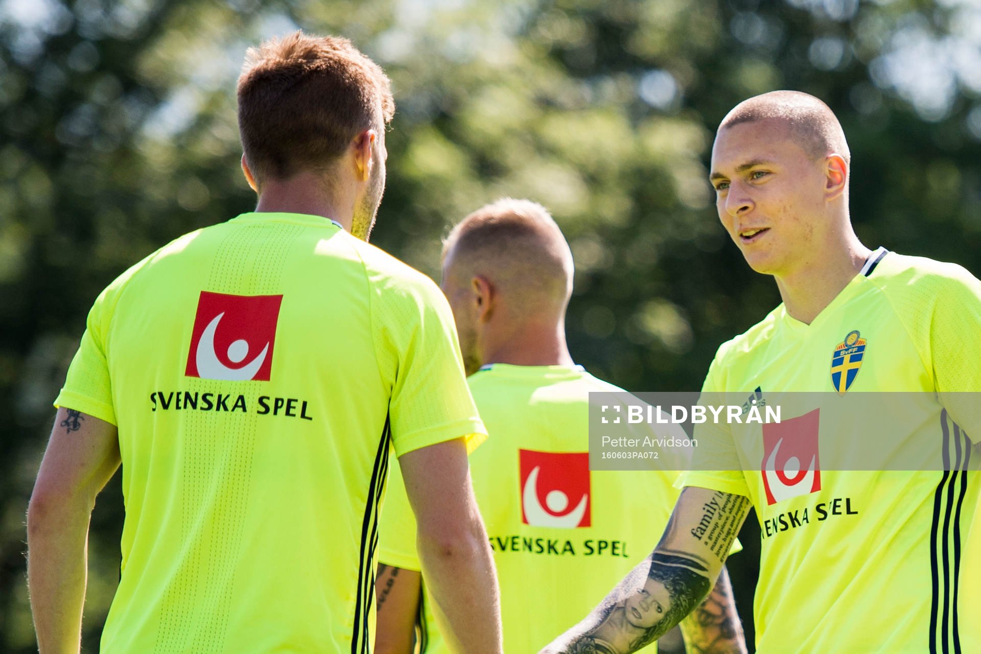 Victor Nilsson Lindelöf under en träning med Sveriges fotbollslandslag den 3 juni 2016 i Båstad.