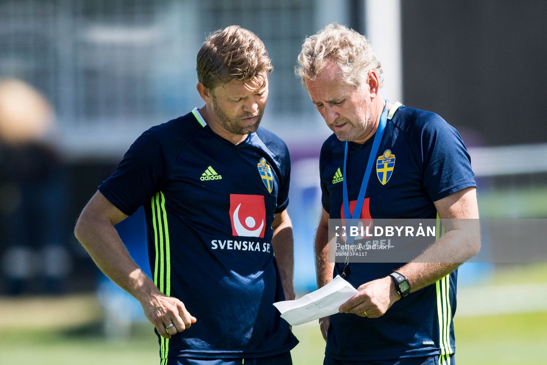 Players manager Marcus Allbäck och förbundskapten Erik