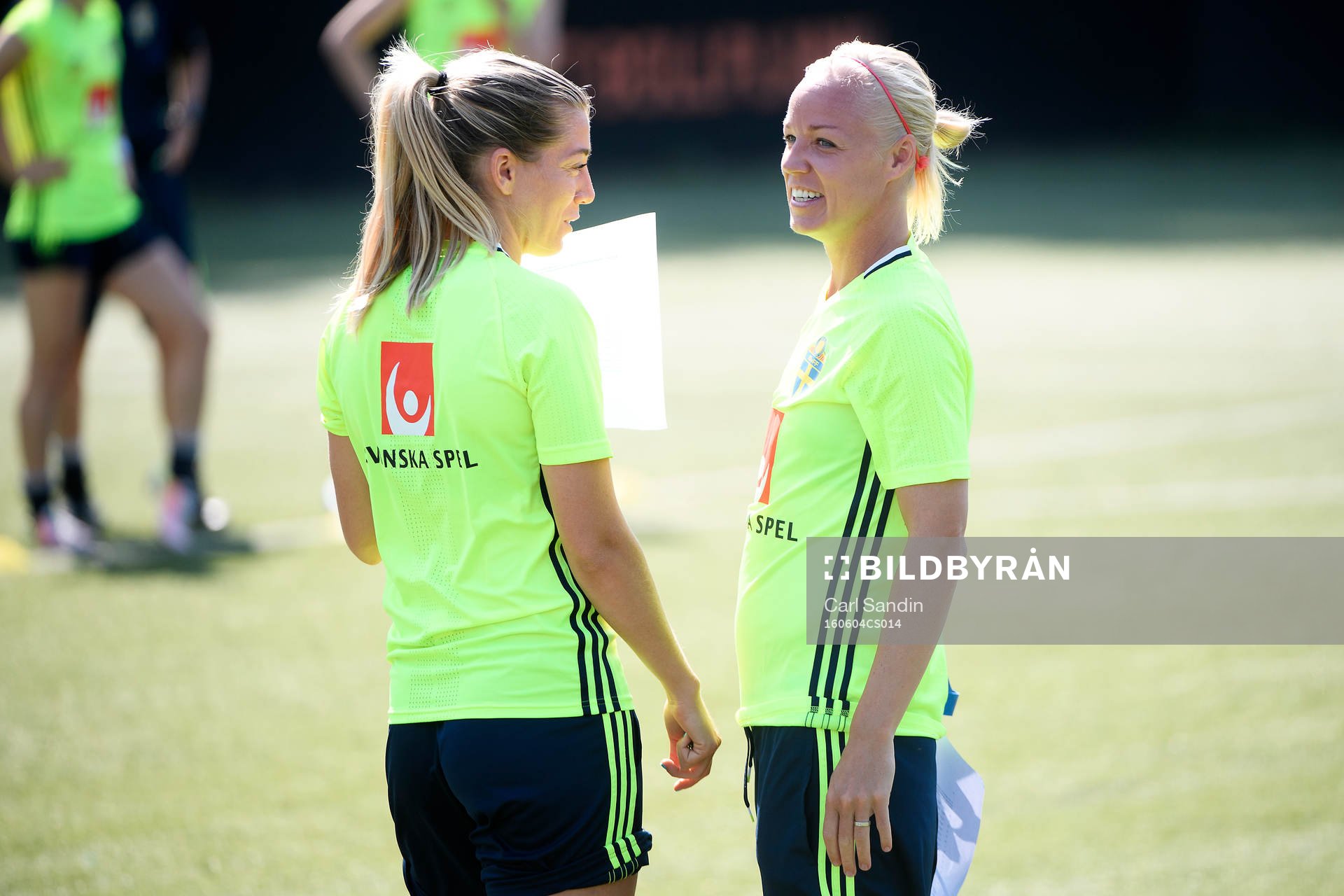 Linda Sembrant och Caroline Seger