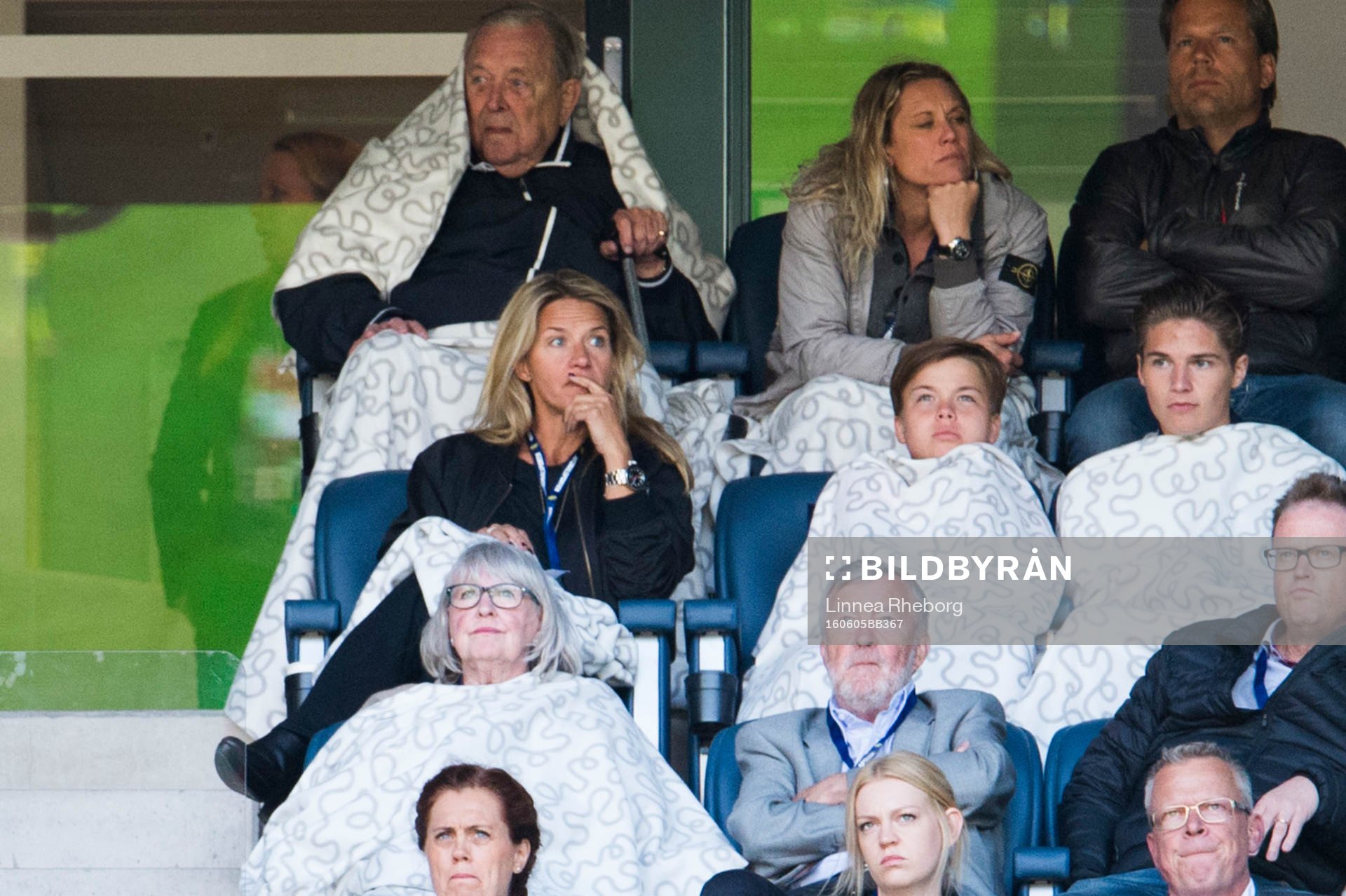 Kristin Kaspersen och Janne Andersson sitter på