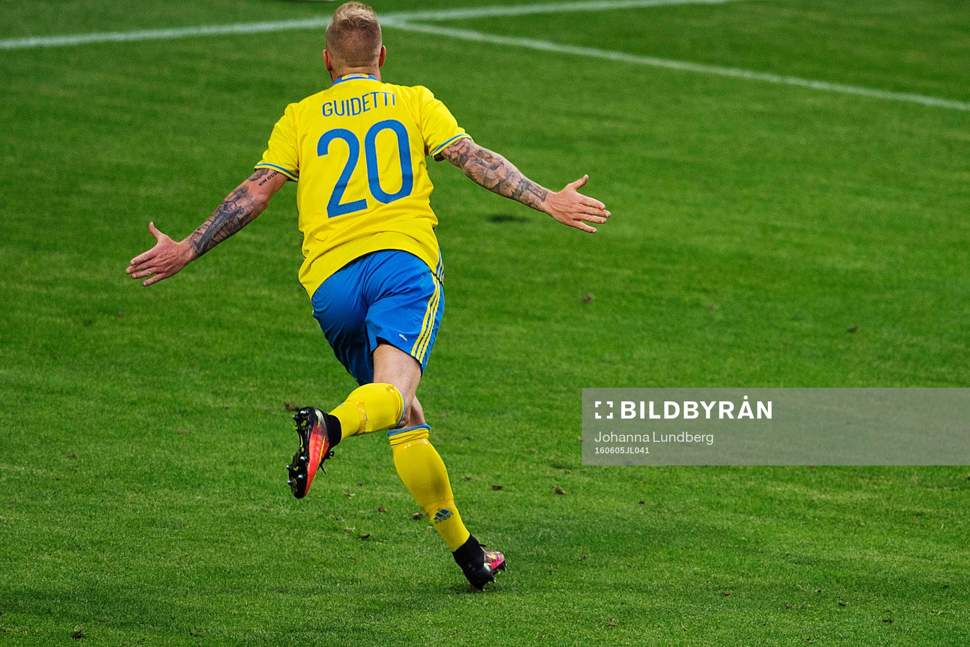 Sveriges John Guidetti jublar