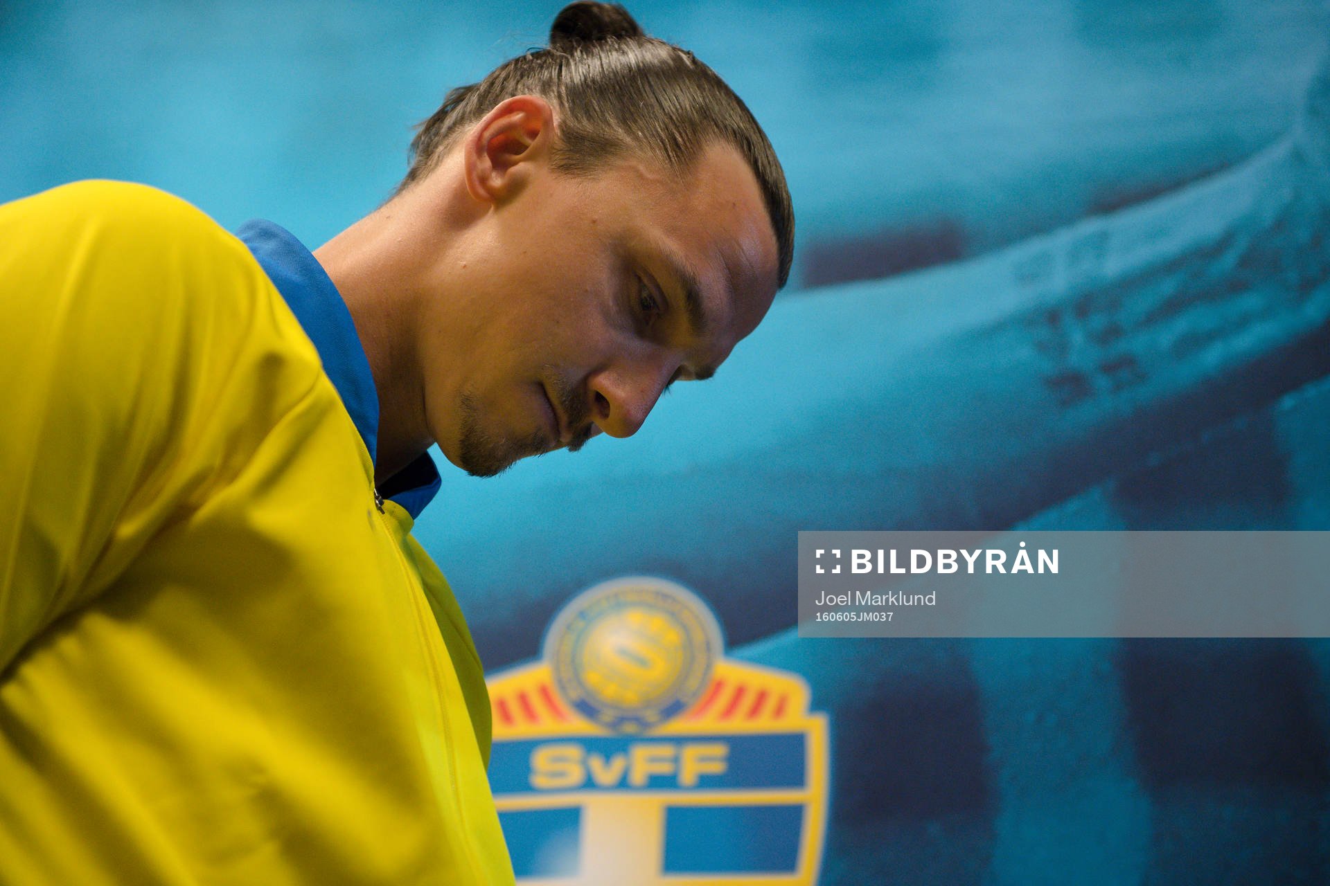 Sveriges Zlatan Ibrahimovic i spelargången