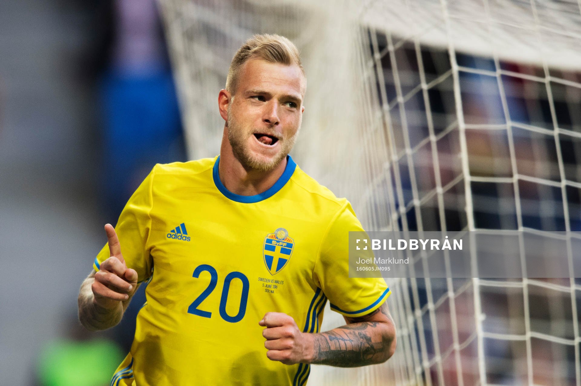 Sveriges John Guidetti jublar