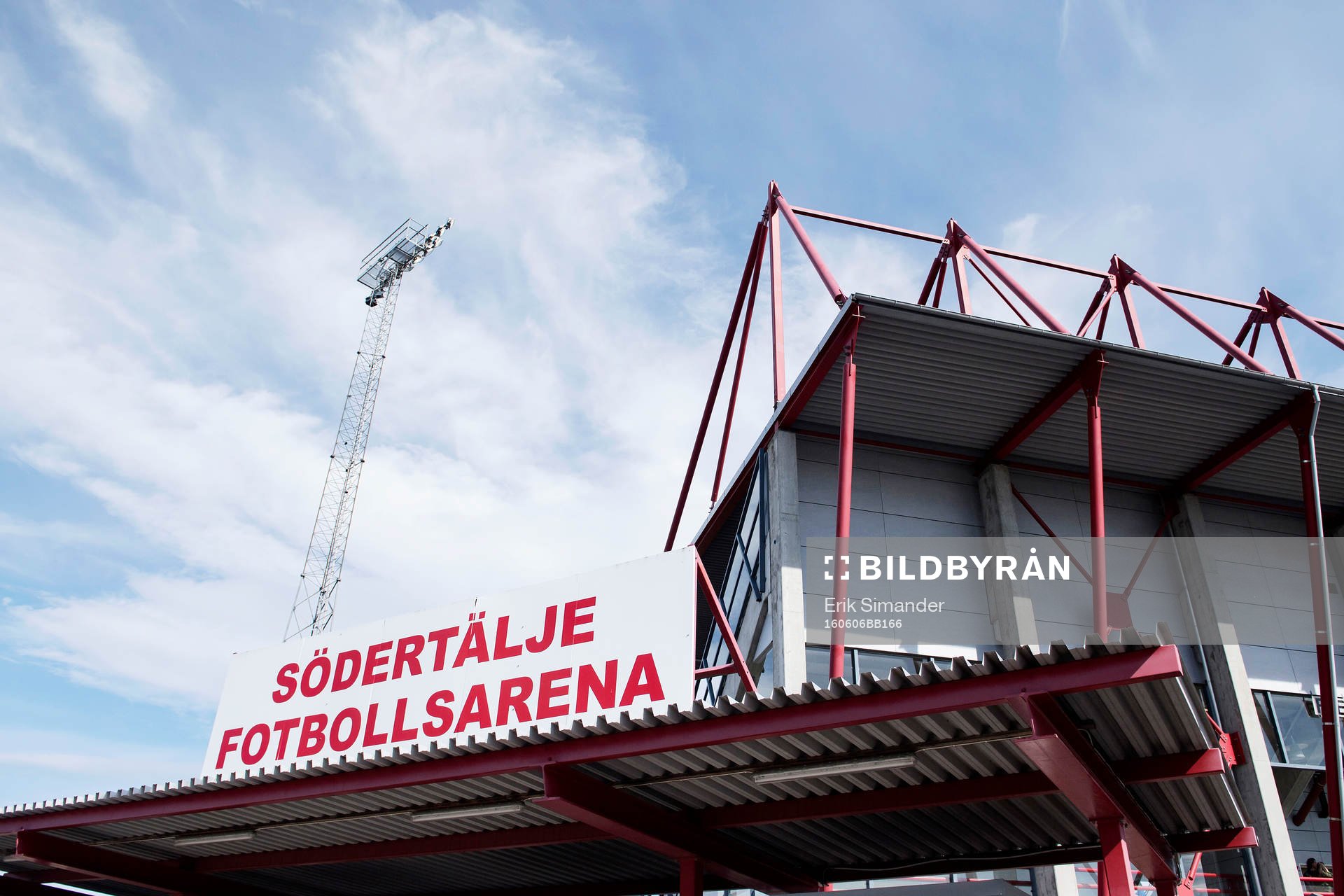 Exteriör vy av Södertälje Fotbollsarena