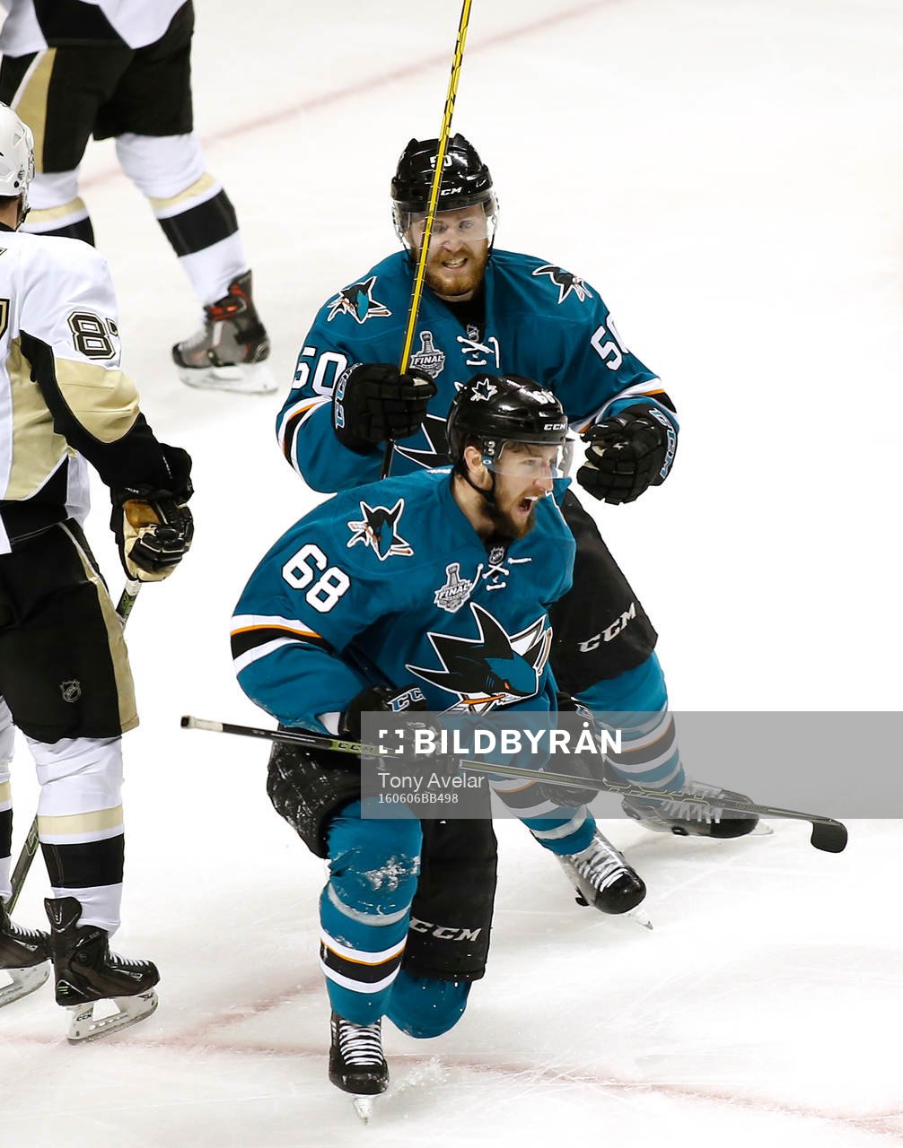 San Jose Sharks right wing Melker Karlsson (68) celebrates