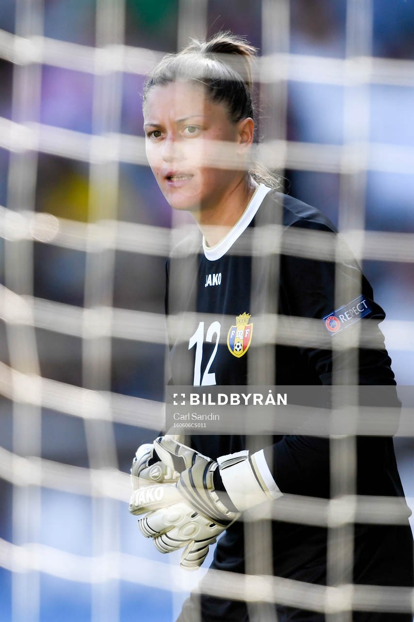 Moldaviens målvakt Anna Zatusevscaia