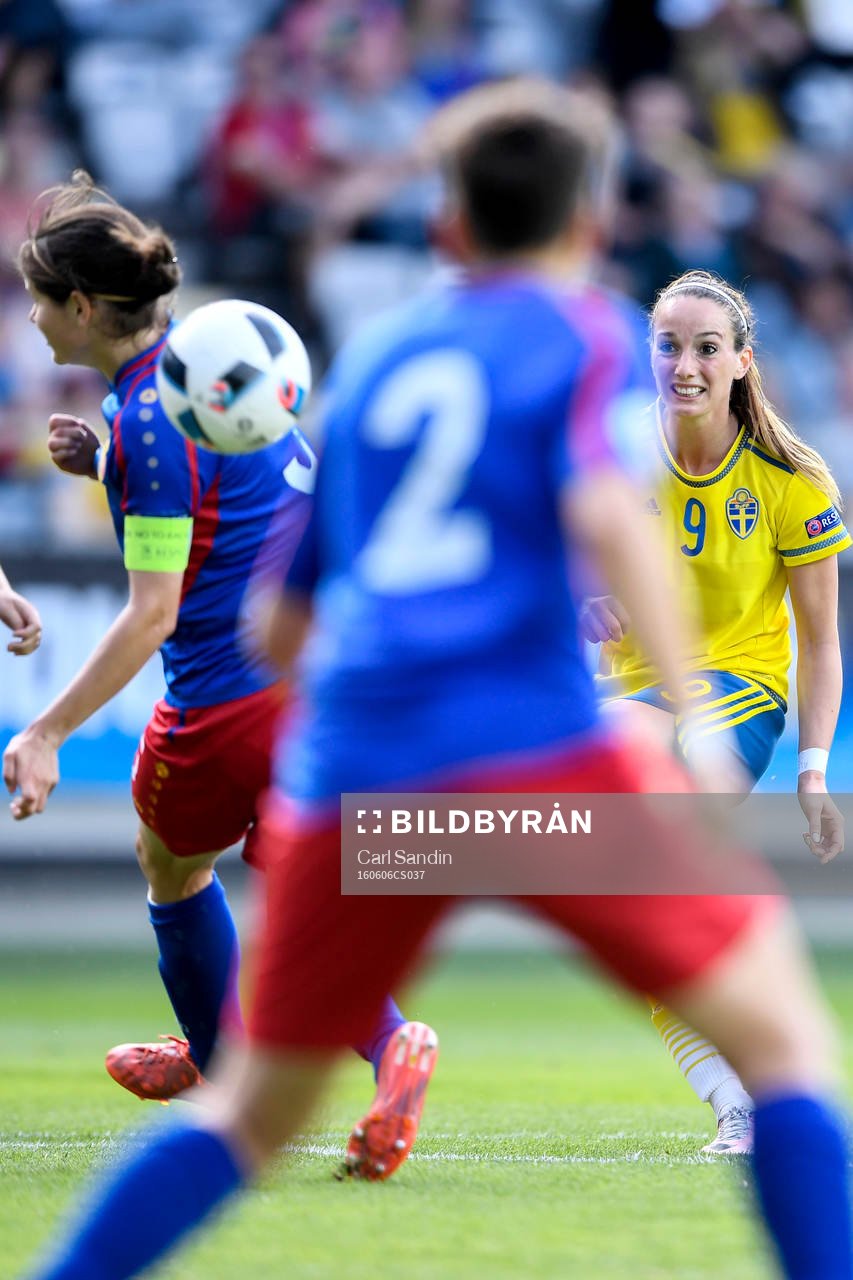 Sveriges Kosovare Asllani gör 4-0