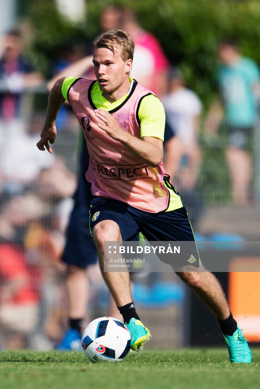 Oscar Lewicki