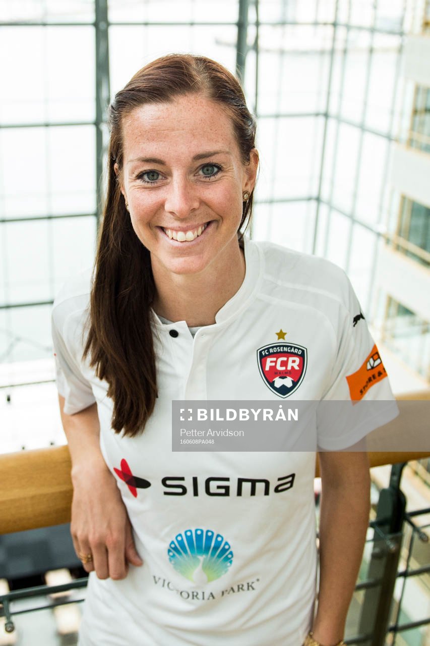 Lotta Schelin