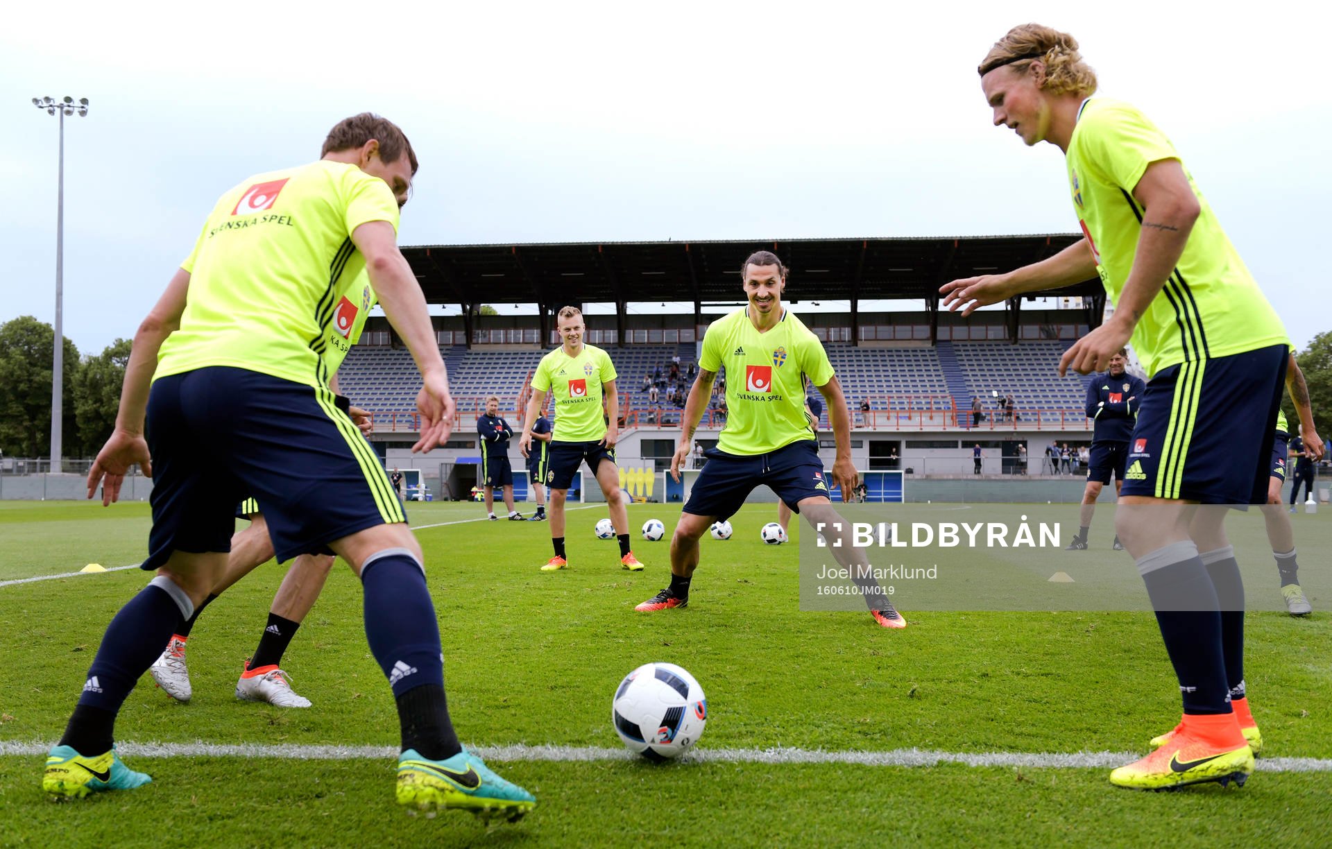 Sveriges Kim Källström, Sebastian Larsson, Zlatan