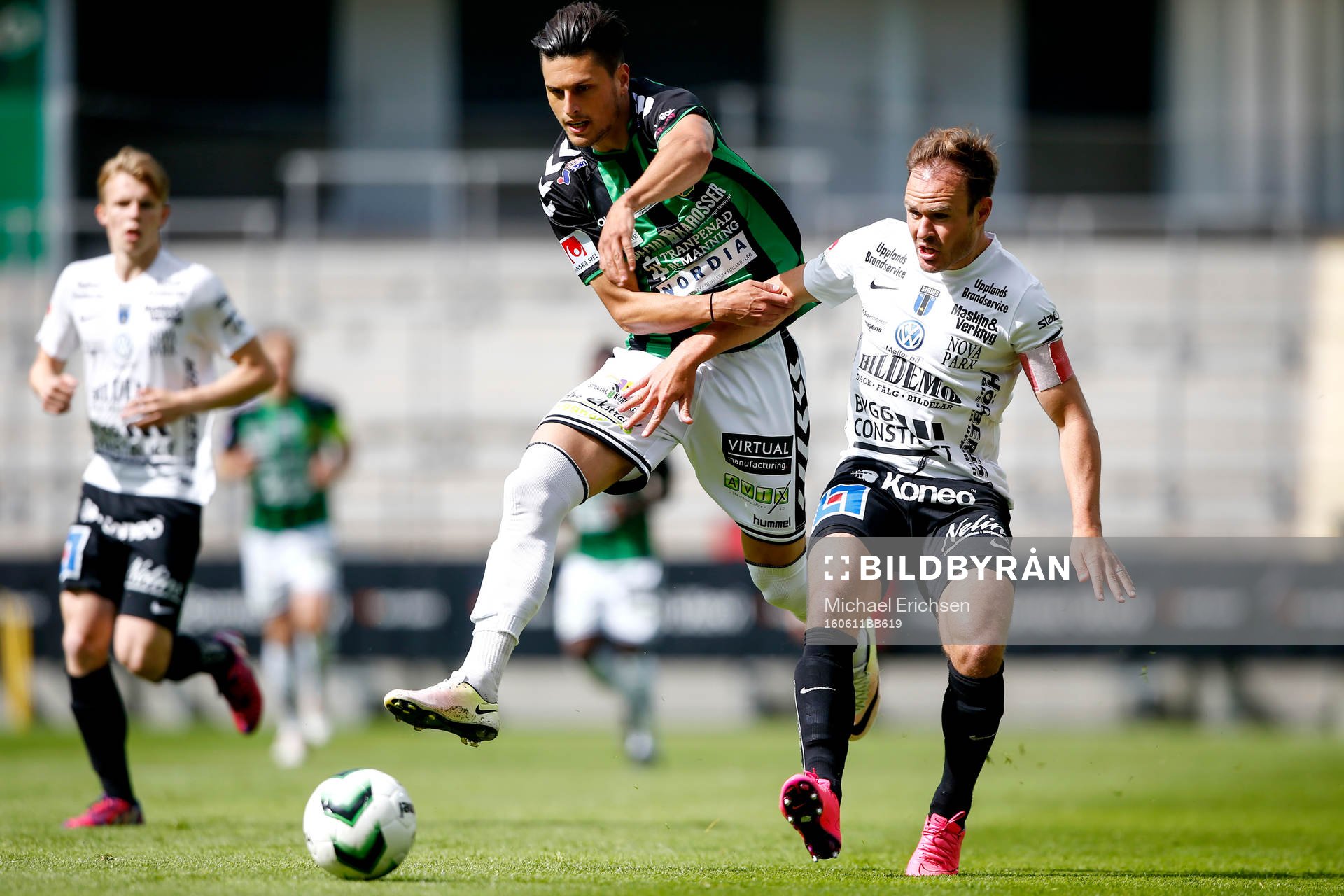 GAIS Luka Mijaljevic och Sirius Niklas Busch Thor under fotbollsmatchen i Superettan mellan GAIS och Sirius den 11 juni 2016 i Göteborg.