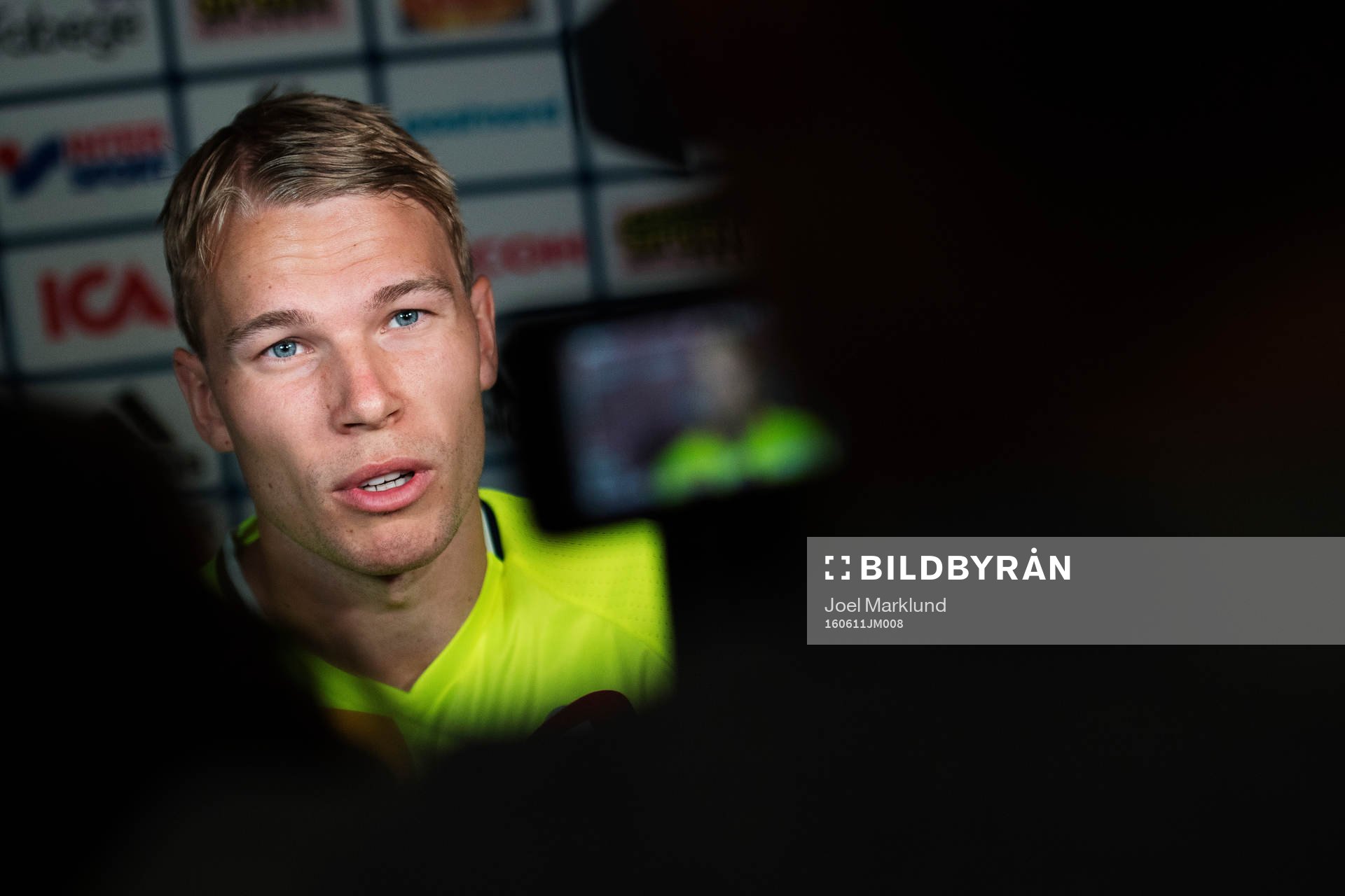 Oscar Lewicki i mixed zone