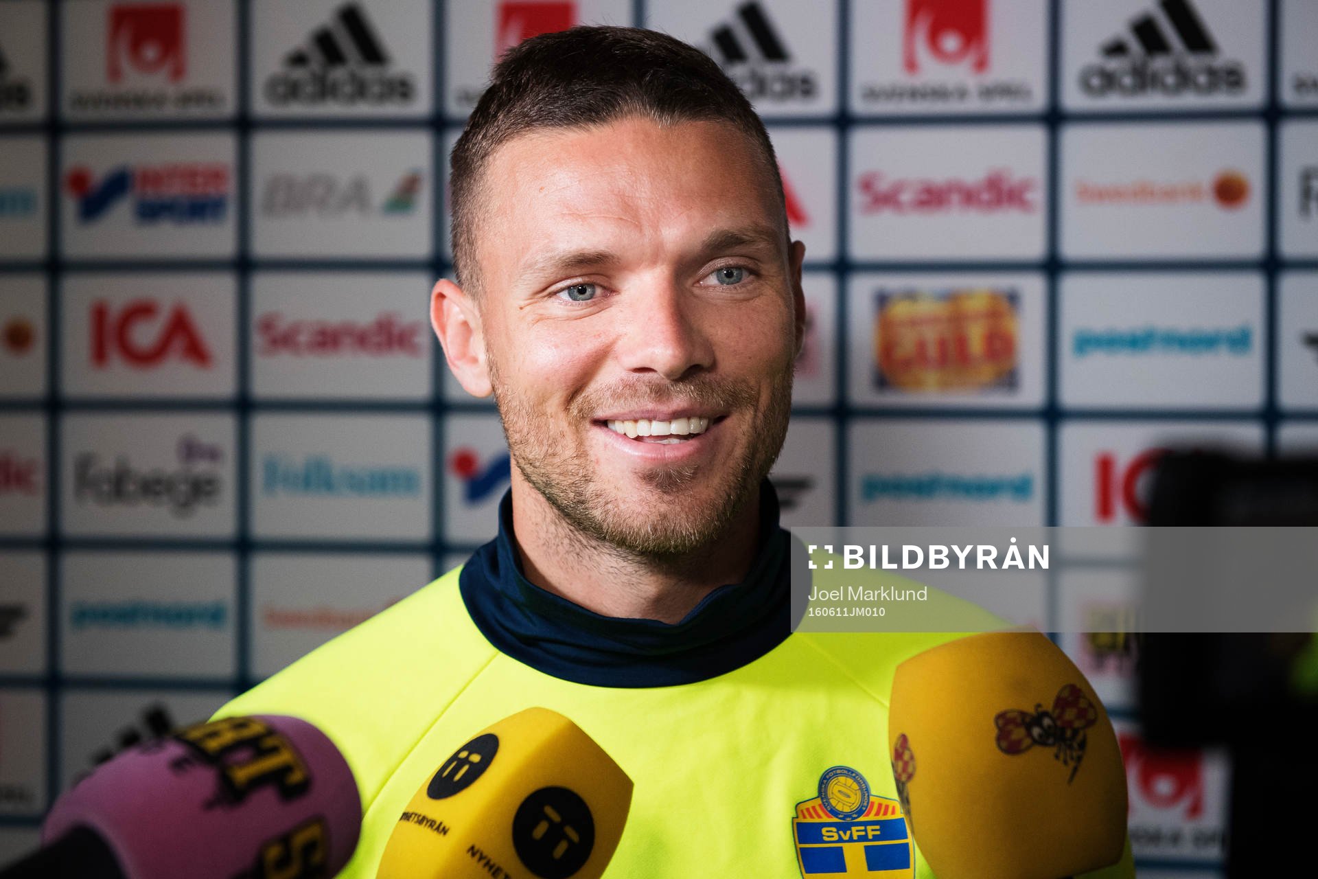 Marcus Berg i mixed zone