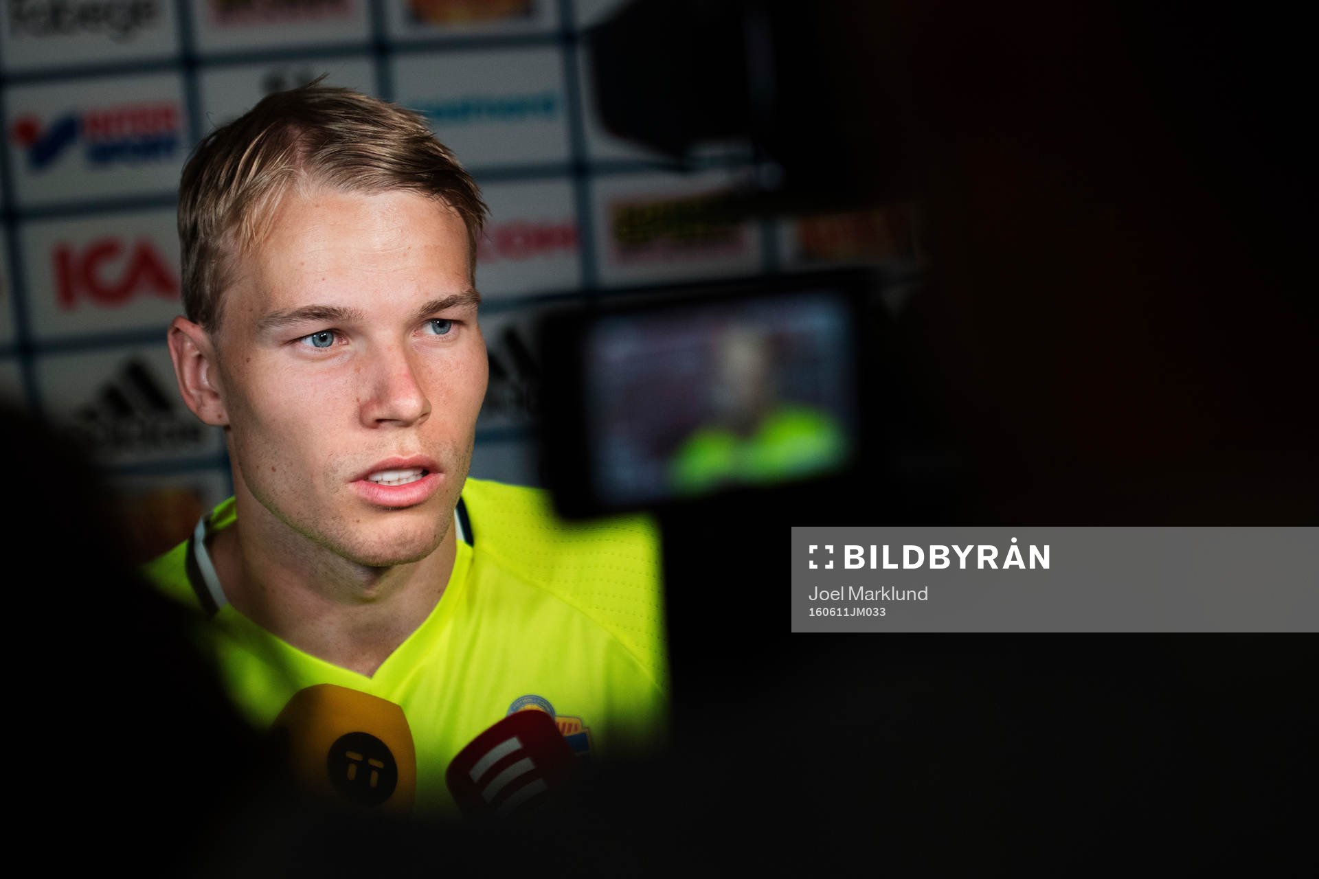 Oscar Lewicki i mixed zone