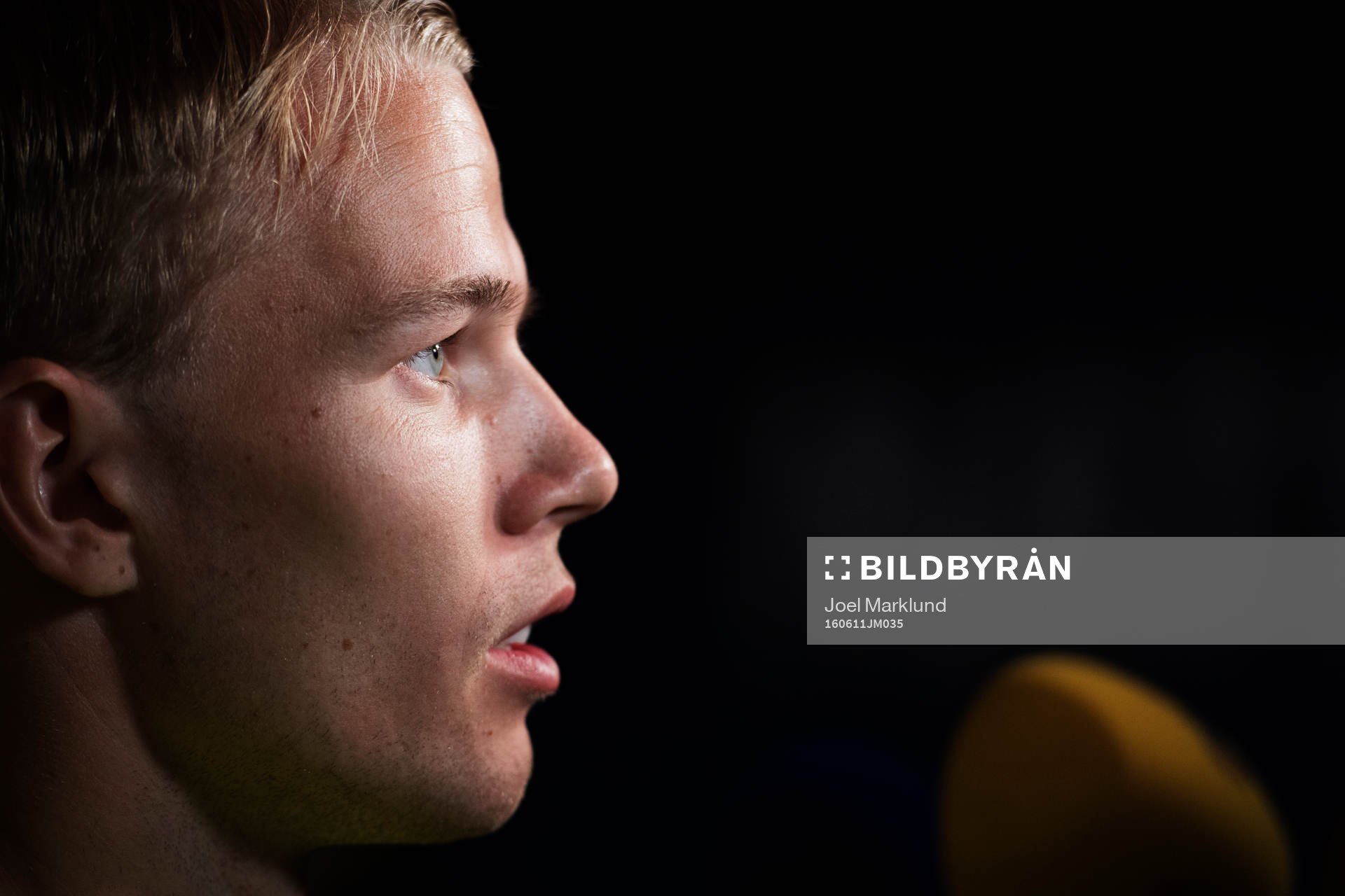 Oscar Lewicki i mixed zone