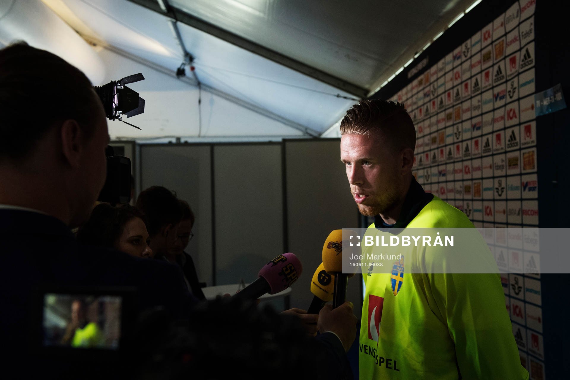 Pontus Jansson i mixed zone
