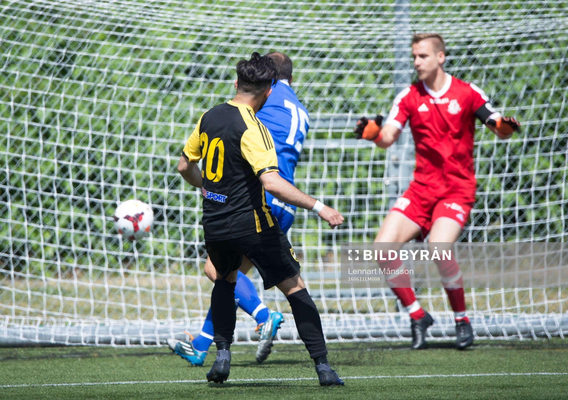 IFK Hässleholms Florent Stagova gör 0-1