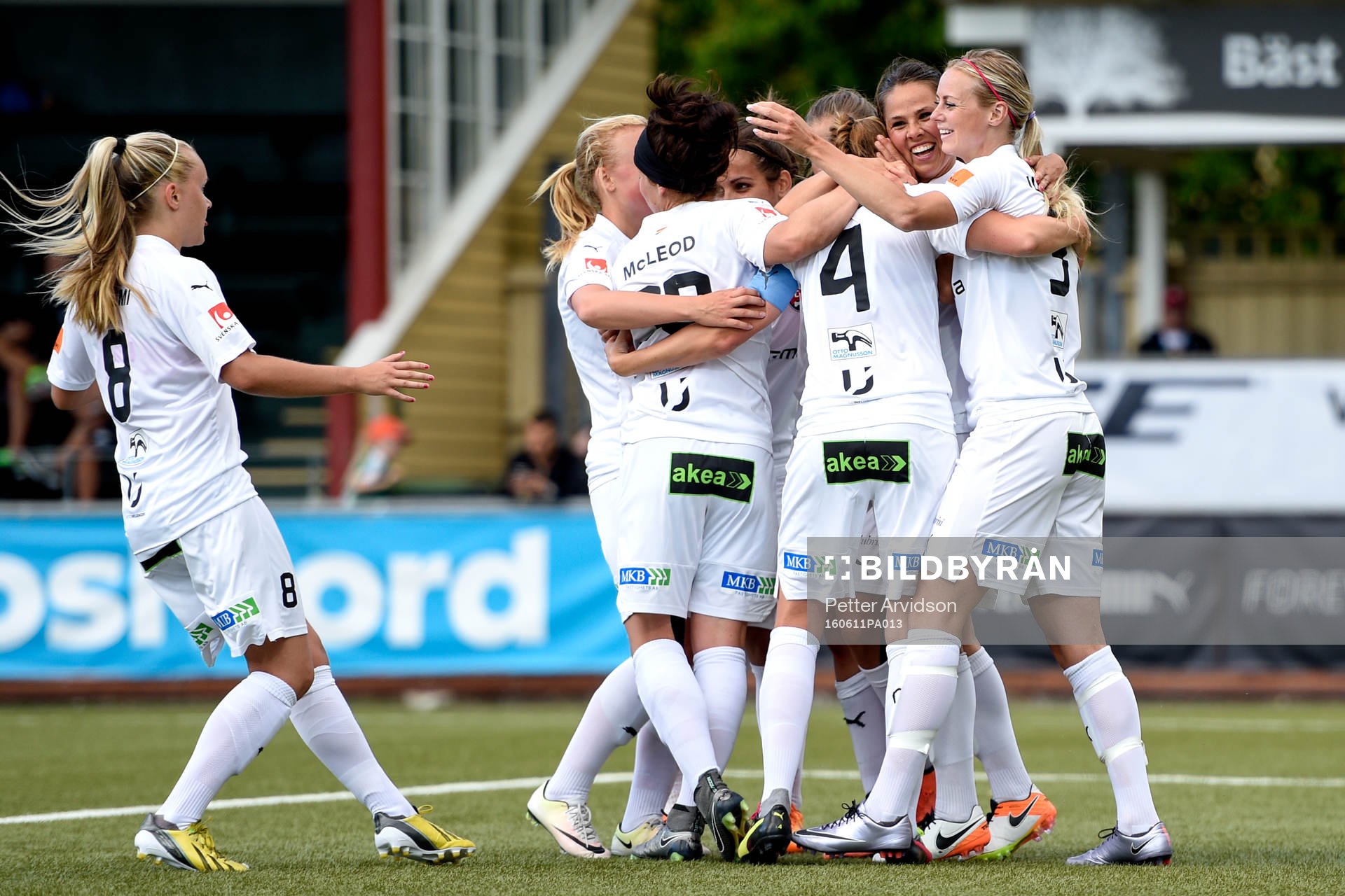 Rosengårds Sara Björk Gunnarsdottir och Amanda Ilestedt