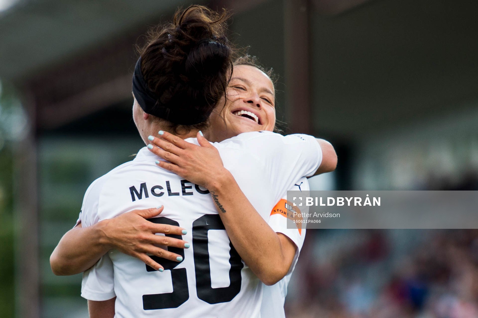 Rosengårds Alexandra Lowe Riley och Ella Masar jublar efter 3-0 målet under fotbollsmatchen i Damallsvenskan mellan FC Rosengård och Örebro den 11 juni 2016 i Malmö.
