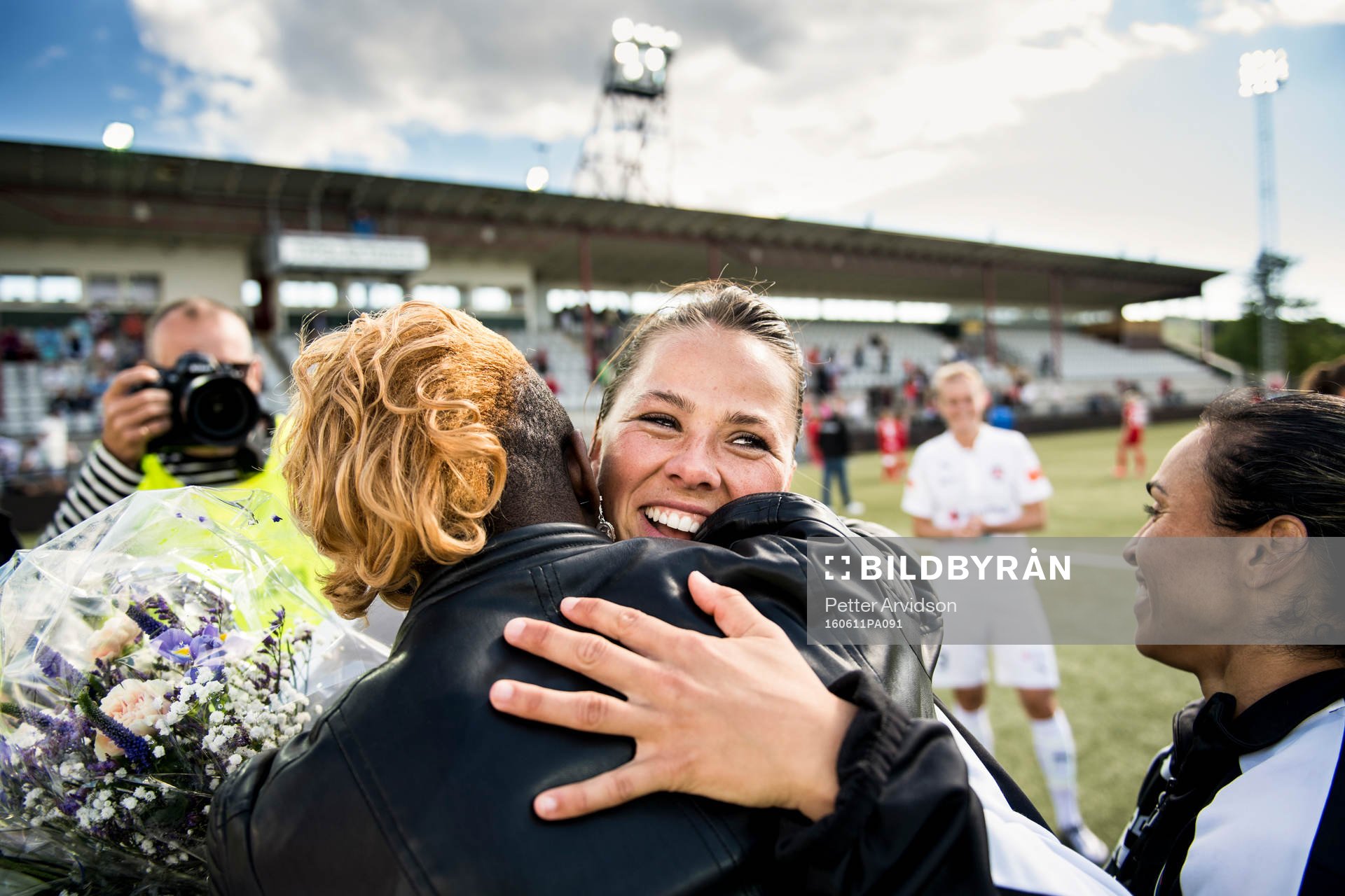 Rosengårds Sara Björk Gunnarsdottir avtackas