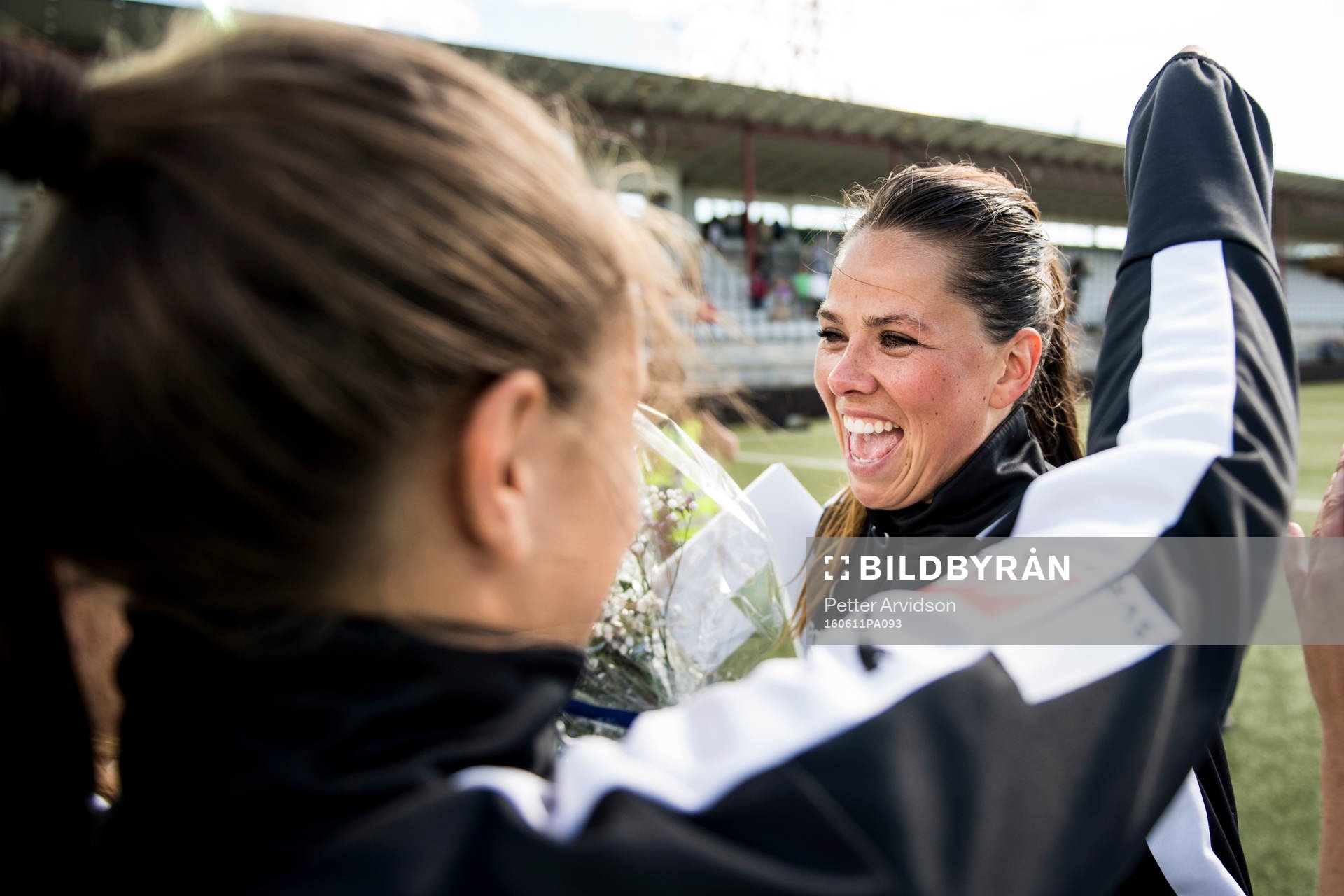 Rosengårds Sara Björk Gunnarsdottir avtackas