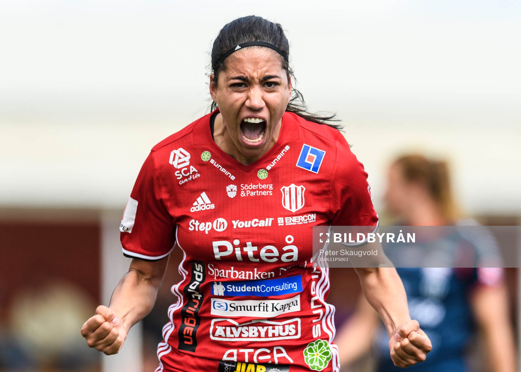 Piteås Tempest-Marie Norlin jublar efter sitt 1-0 mål under fotbollsmatchen i Damallsvenskan mellan Piteå och Linköping den 11 juni 2016 i Piteå.