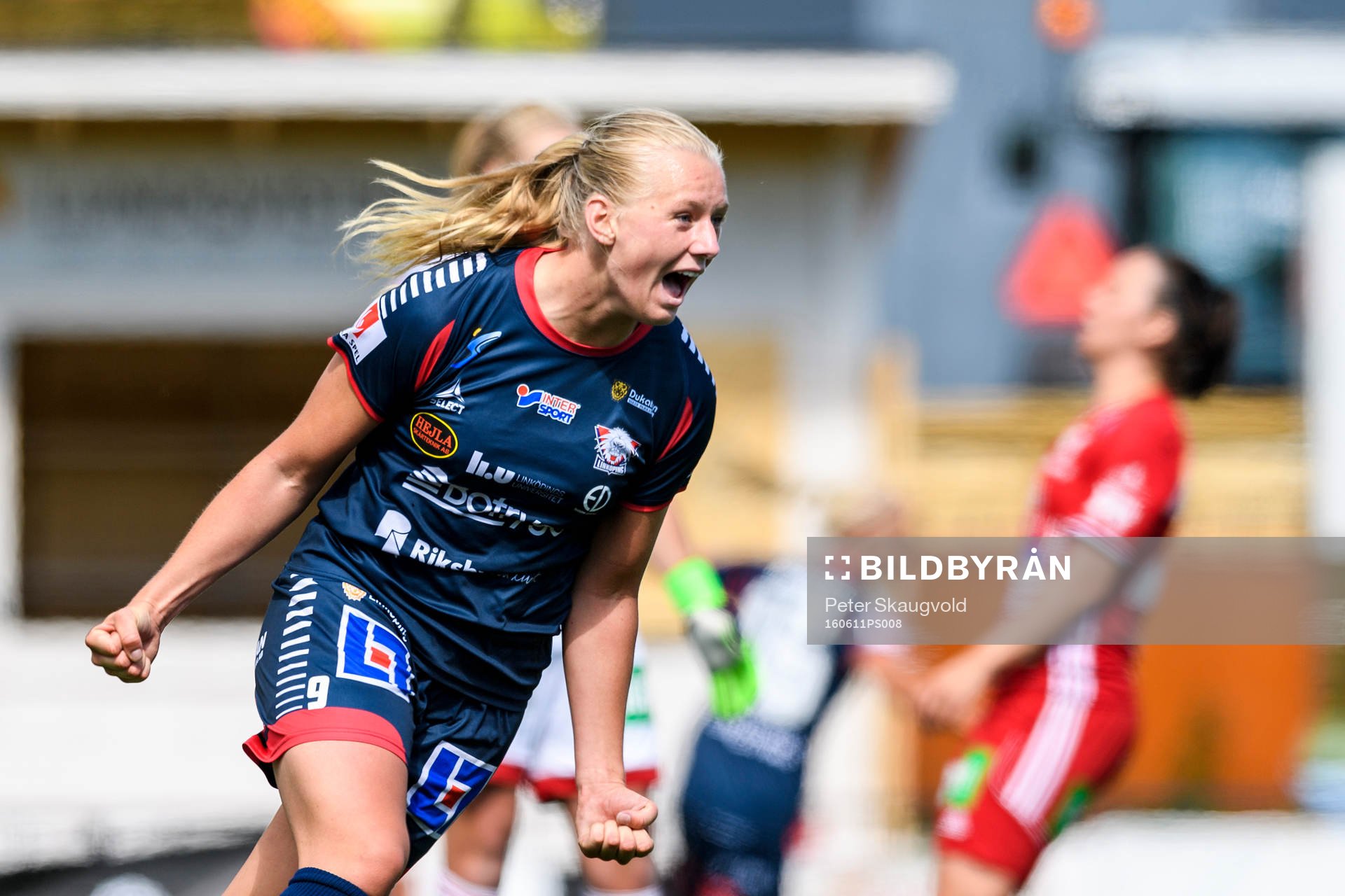 Linköpings Stina Blackstenius jublar