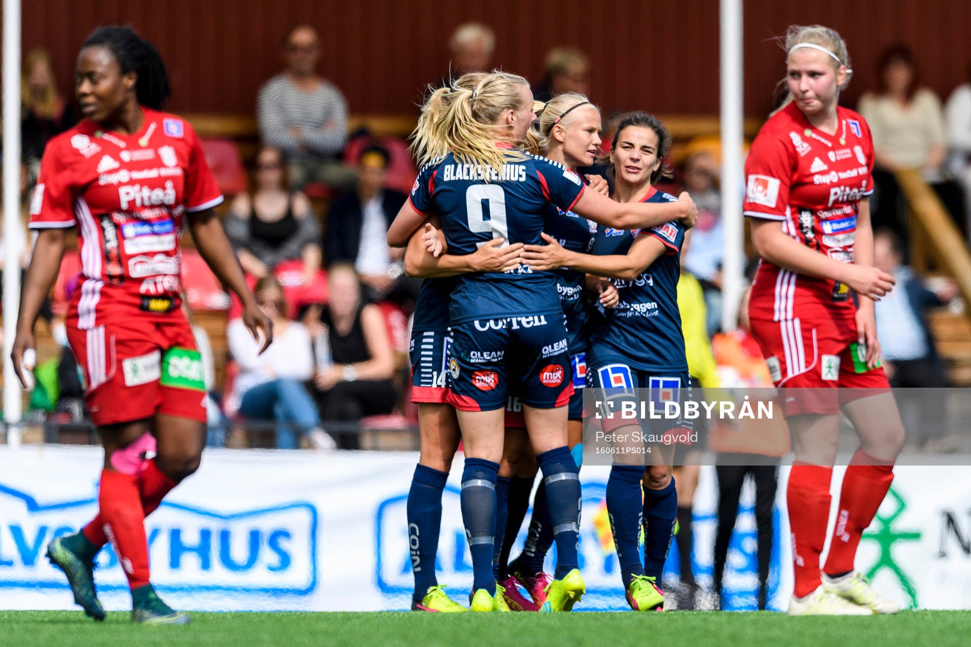 Linköpingspelarna jublar