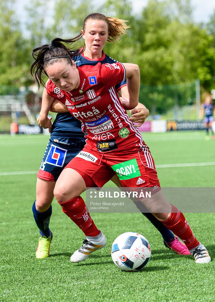 Linköpings Jessica Samuelsson och Piteås June Pedersen