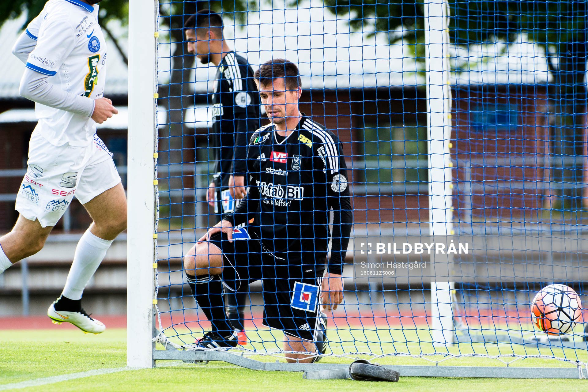 Carlstads Tom Larsson deppar