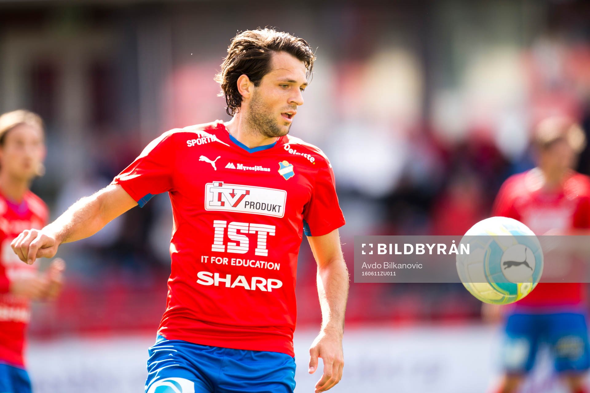Östers Mehmed Hafizovic under fotbollsmatchen i Division 1 Södra mellan Öster och Landskrona den 11 juni 2016 i Växjö.