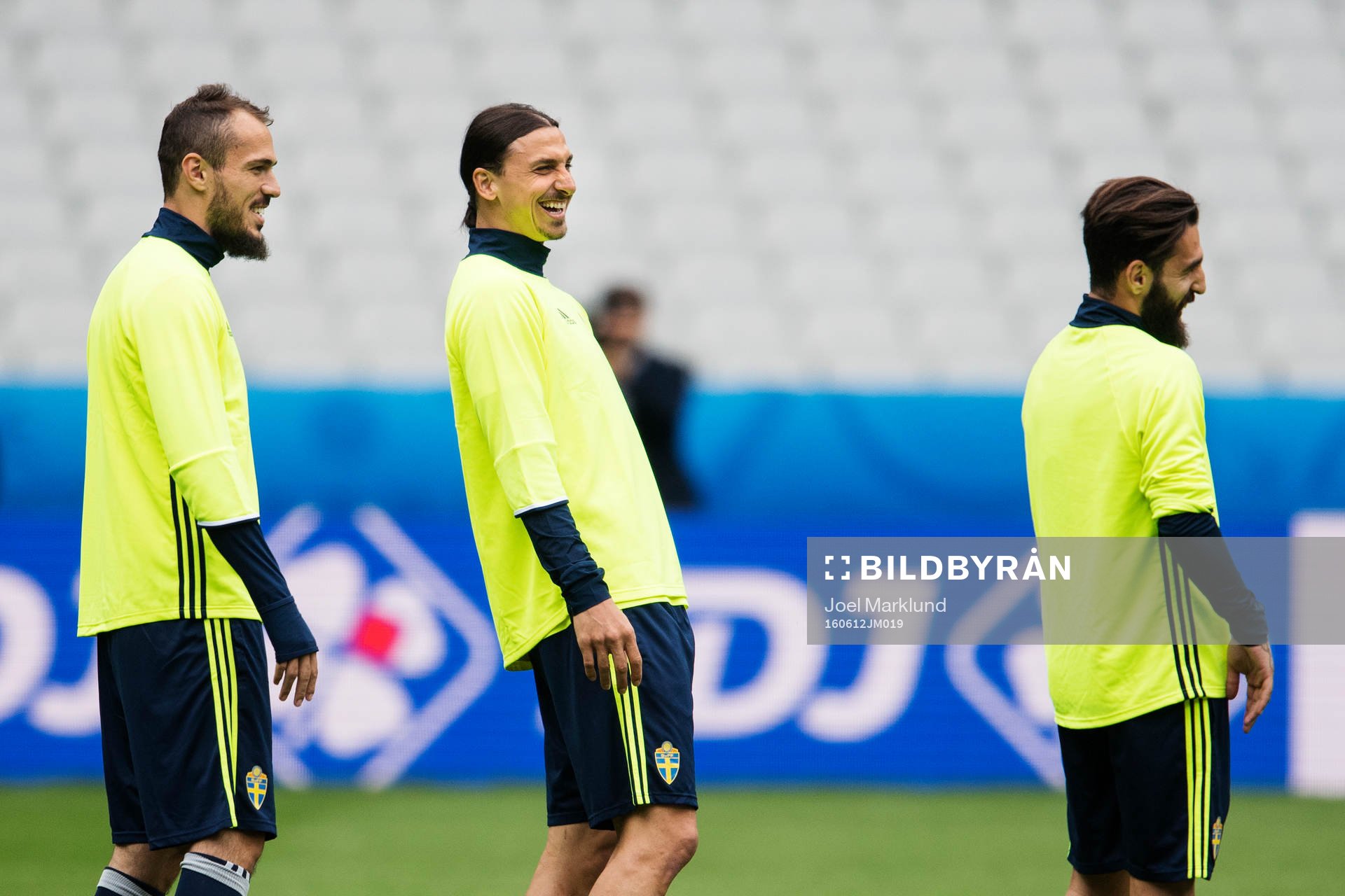 Emir Kujovic, Zlatan Ibrahimovic och Jimmy Durmaz skrattar