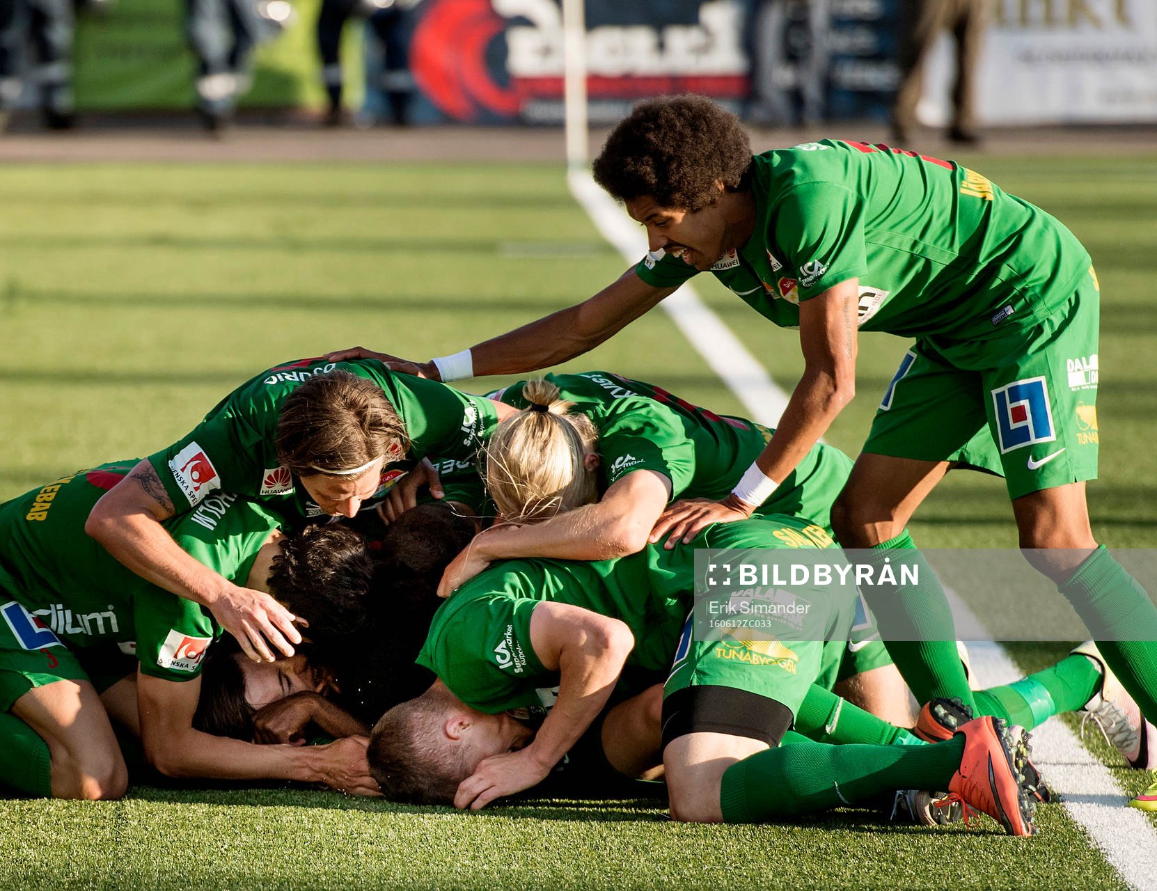 Dalkurds spelare jublar