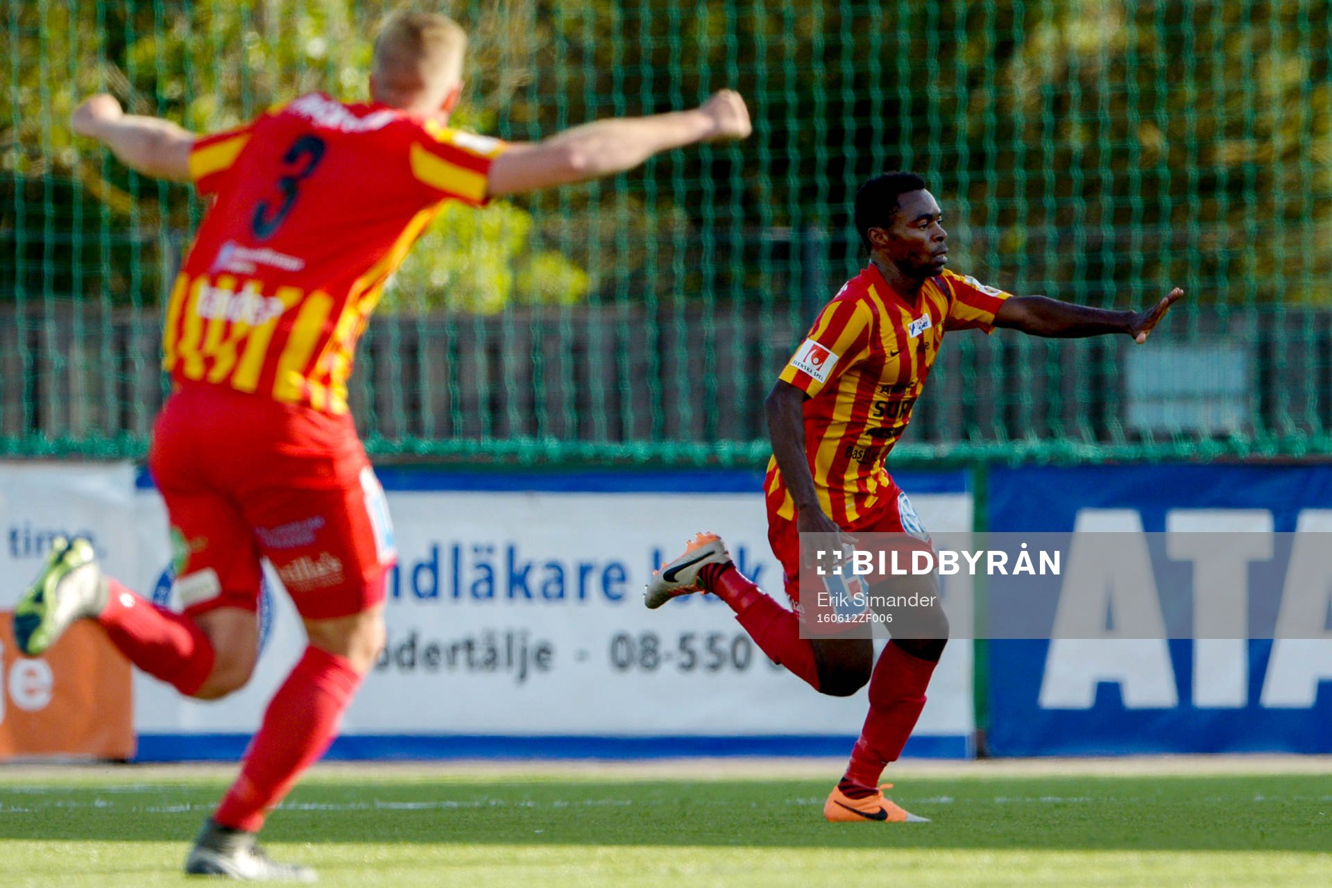 Syrianskas Success Nwousu jublar 1-0