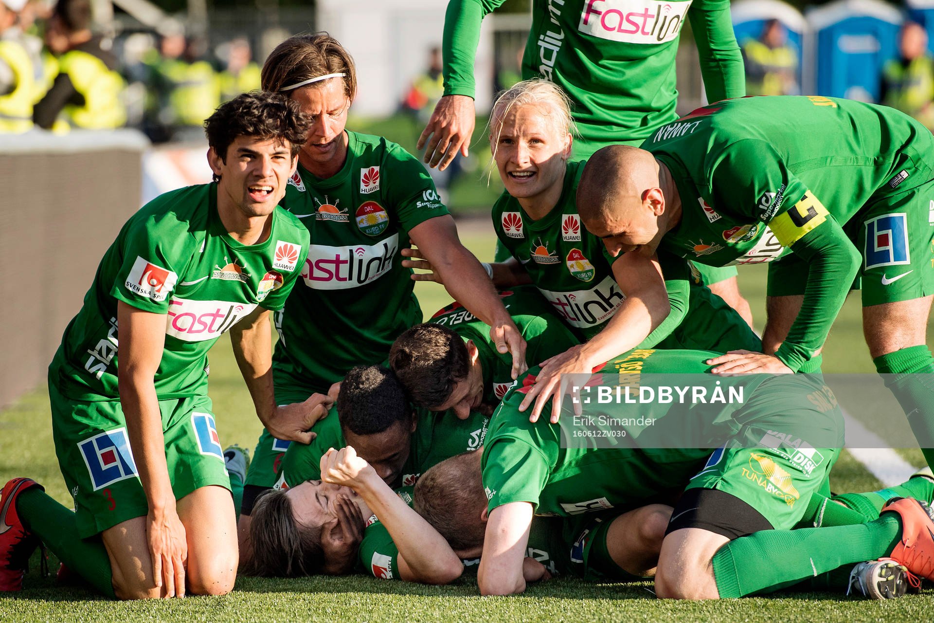 Dalkurds spelare jublar
