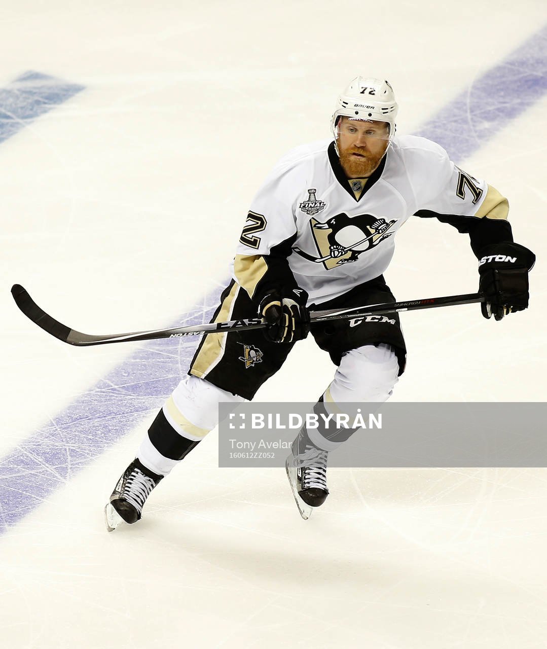 Pittsburgh Penguins right wing Patric Hörnqvist (72)