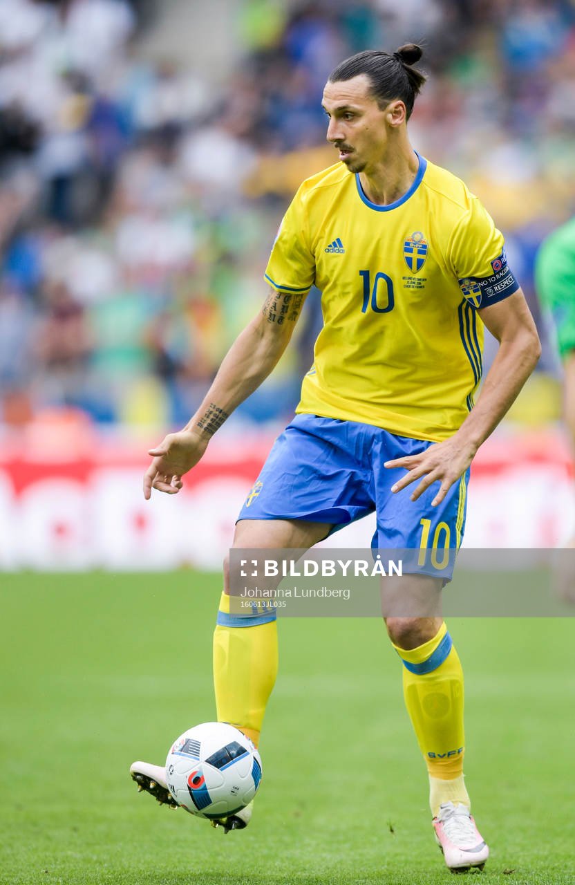 Sveriges Zlatan Ibrahimovic i fotbollsmatchen mellan Irland