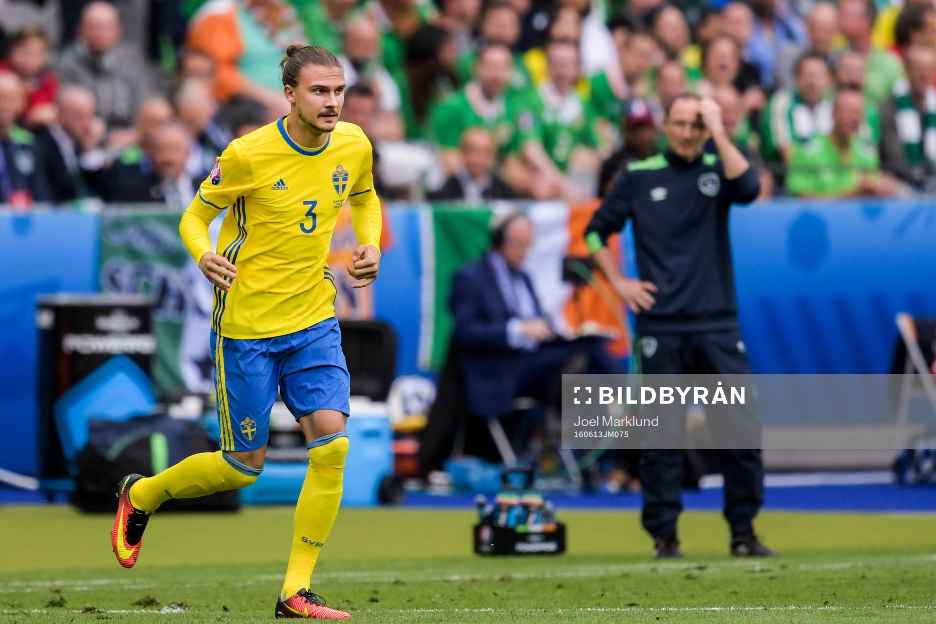 Sveriges Erik Johansson i fotbollsmatchen mellan Irland och