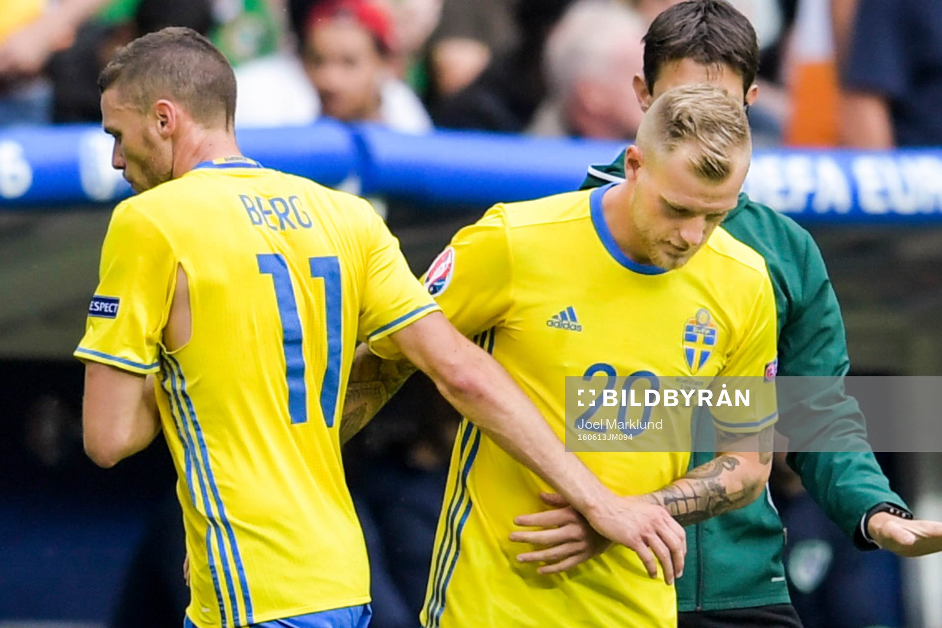 Sveriges Marcus Berg byts ut till förmån för John