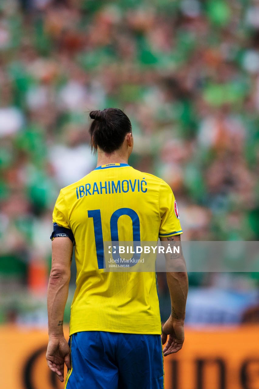 Sveriges Zlatan Ibrahimovic i fotbollsmatchen mellan Irland