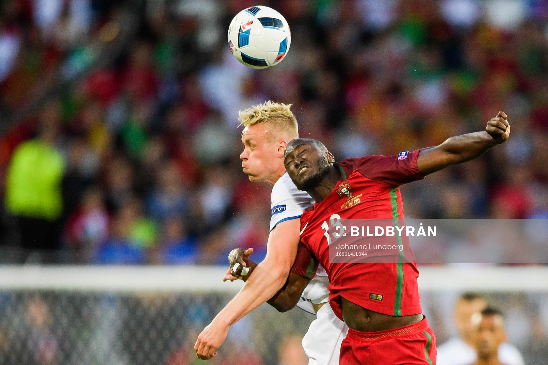 Islands Kolbeinn Sigthorsson och Portugals Danilo