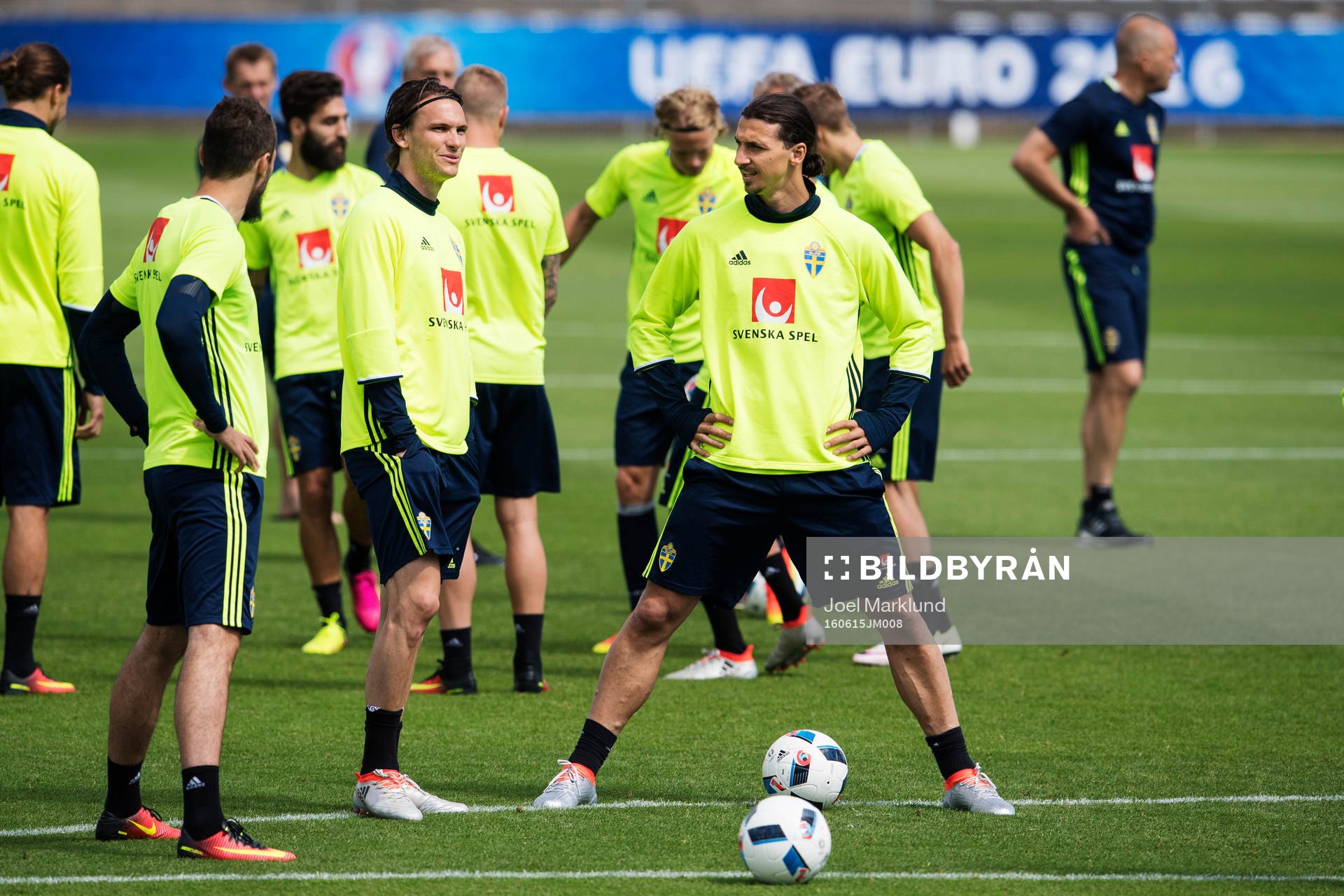 Albin Ekdal och Zlatan Ibrahimovic på Sveriges