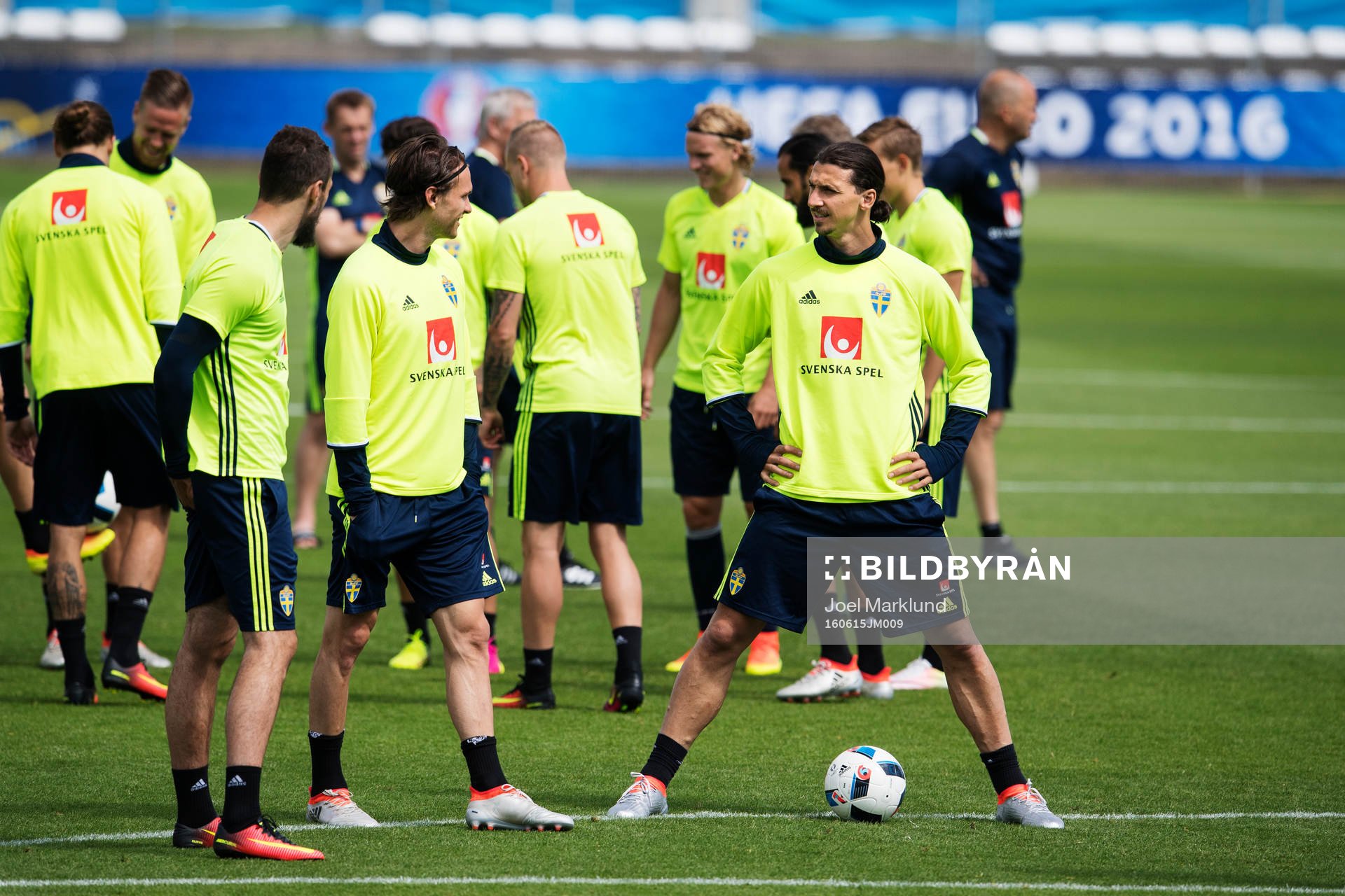 Albin Ekdal och Zlatan Ibrahimovic på Sveriges