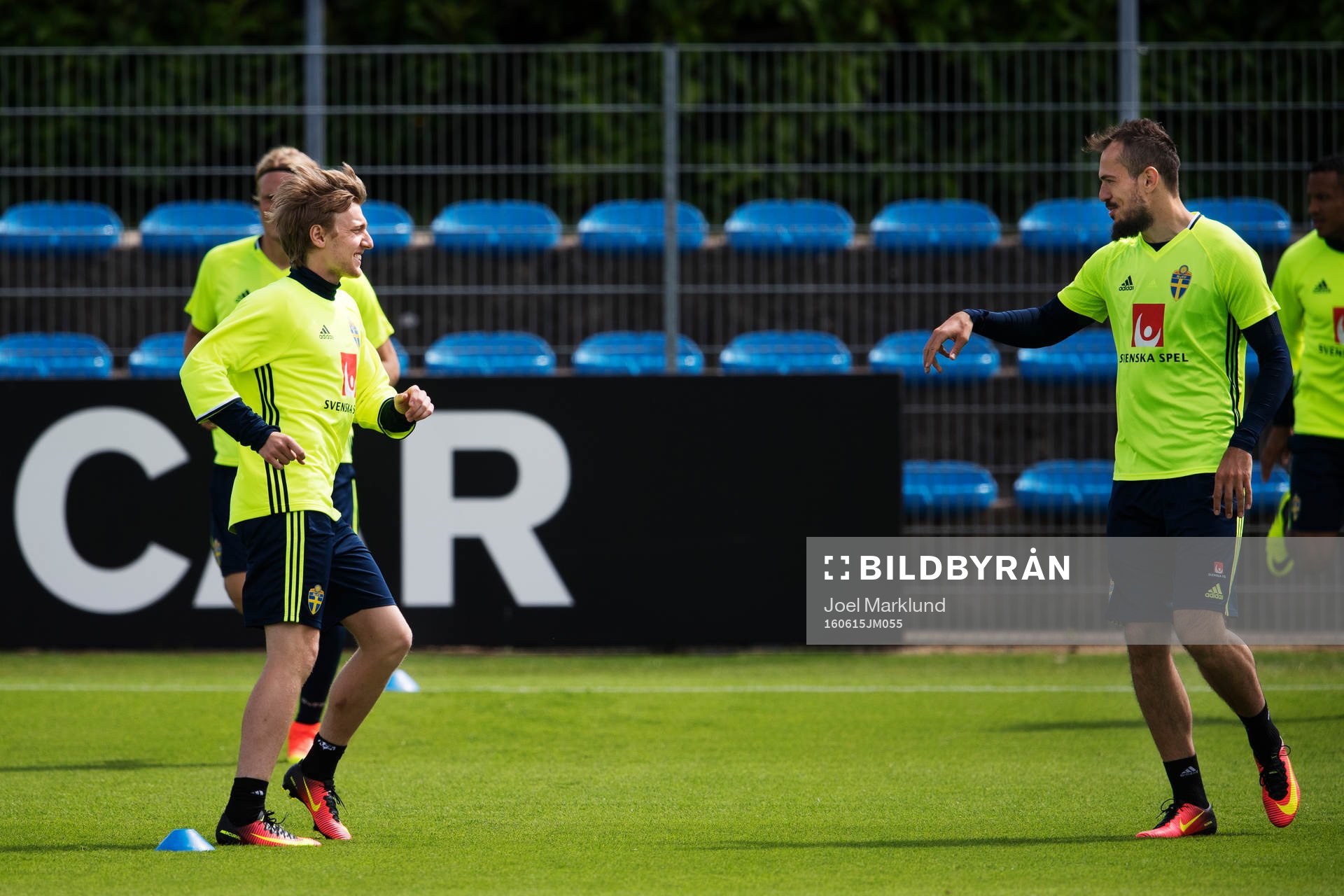Emil Forsberg och Emir Kujovic på Sveriges