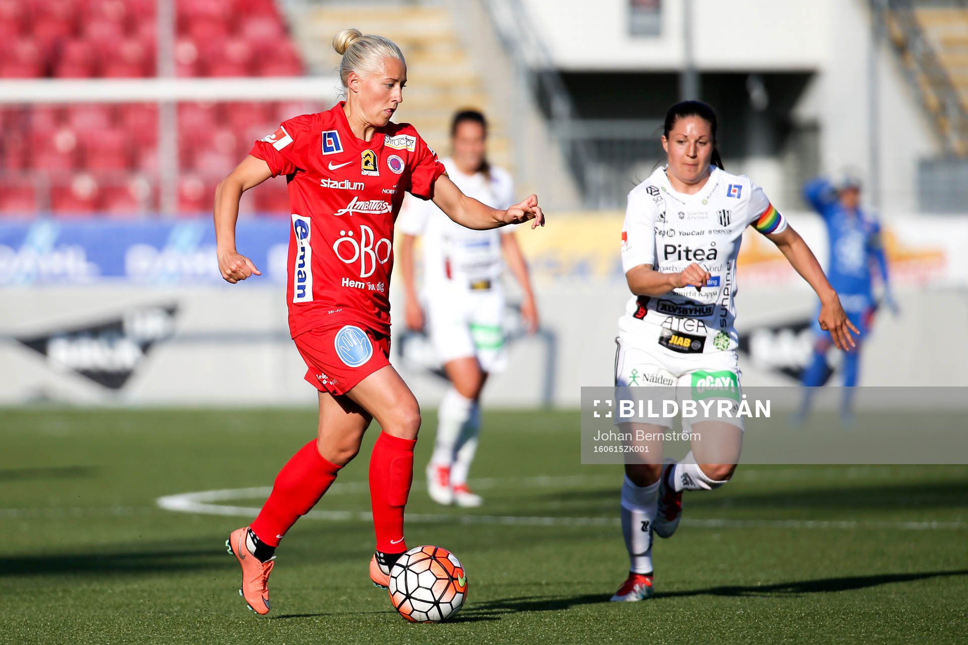 Örebros Julia Spetsmark och Piteås Josefin Johansson