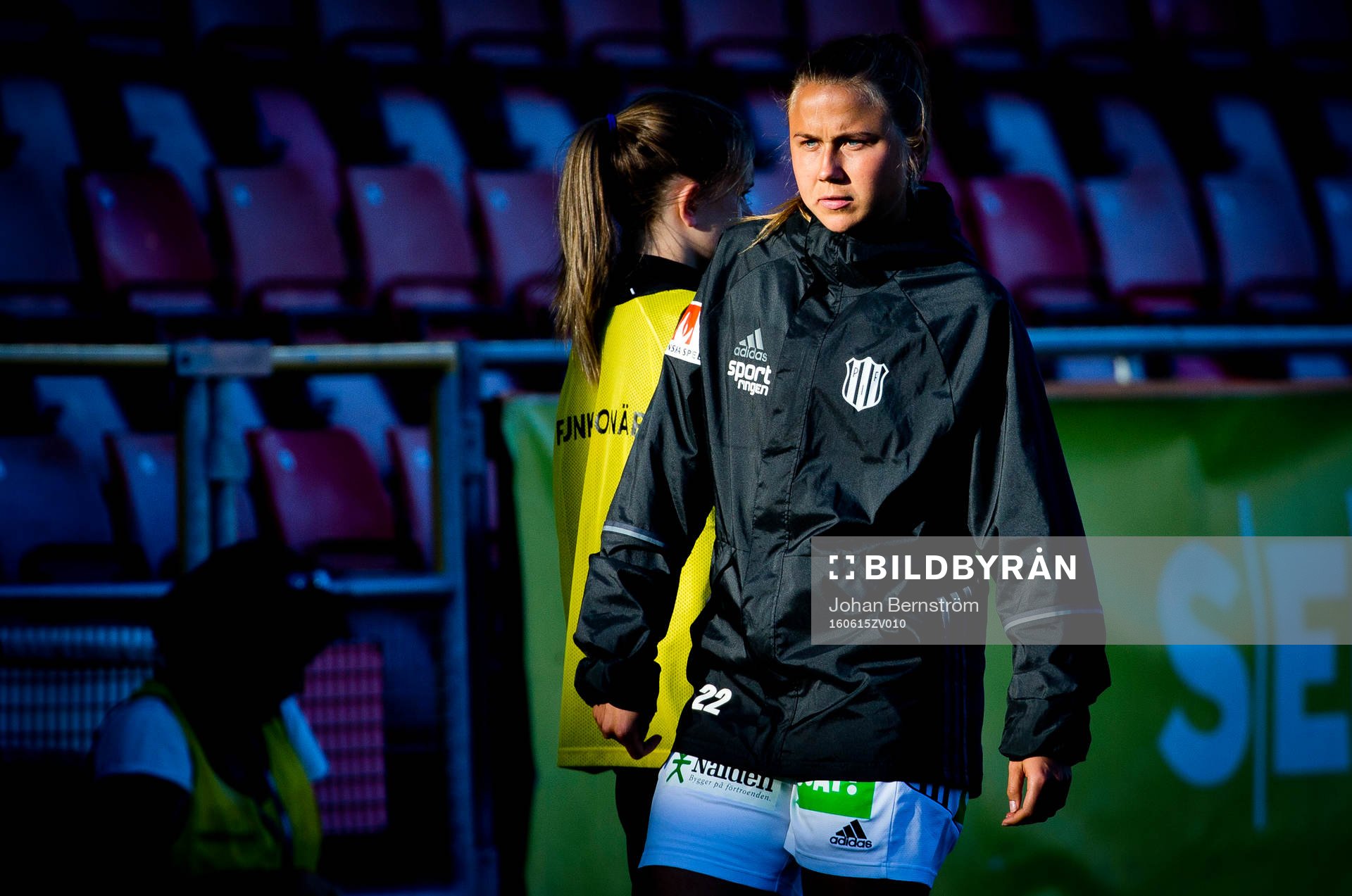 Piteås Klara Grahn under fotbollsmatchen i Damallsvenskan mellan KIF Örebro och Piteå den 15 juni 2016 i Örebro.