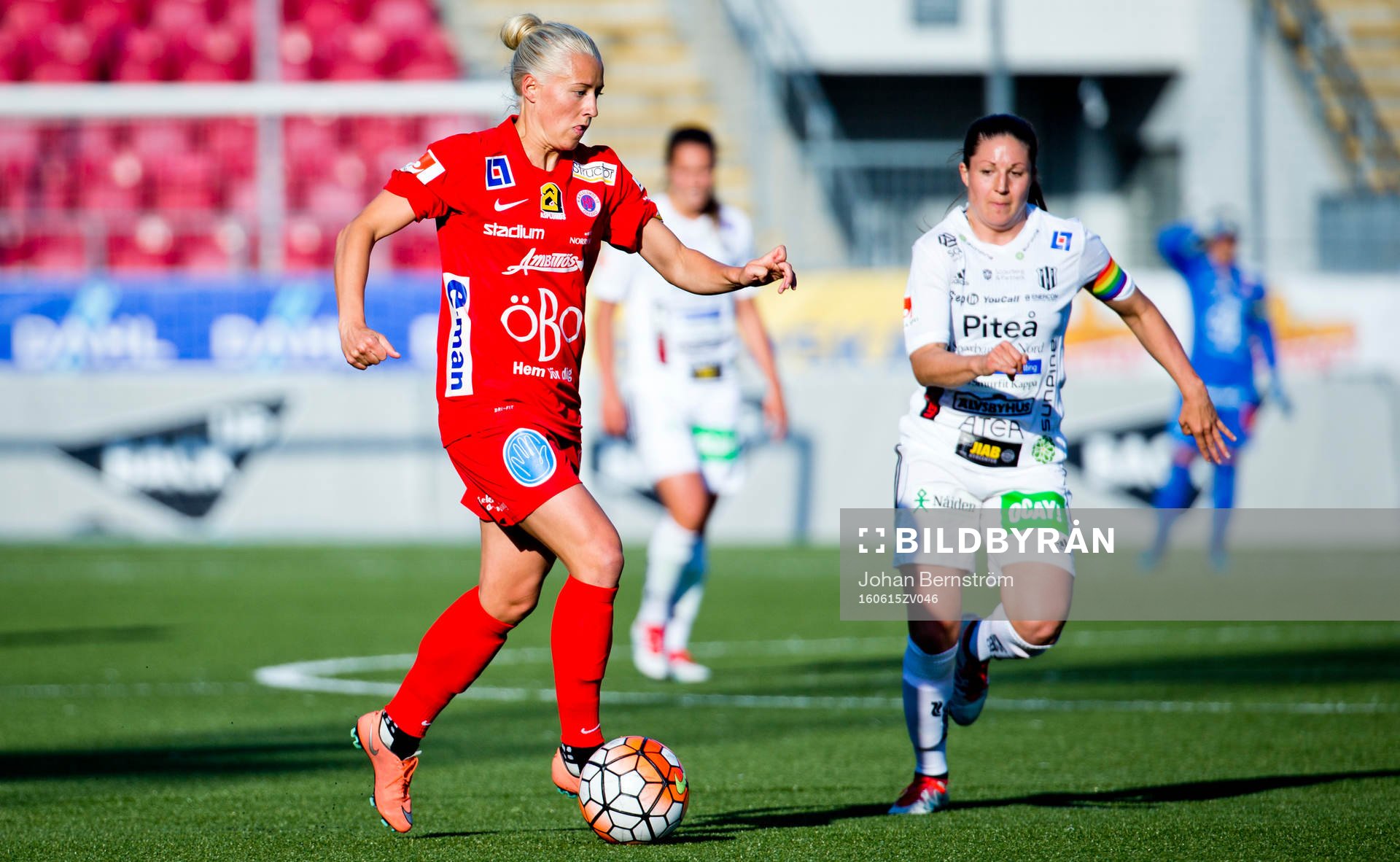 Örebros Julia Spetsmark och Piteås Josefin Johansson