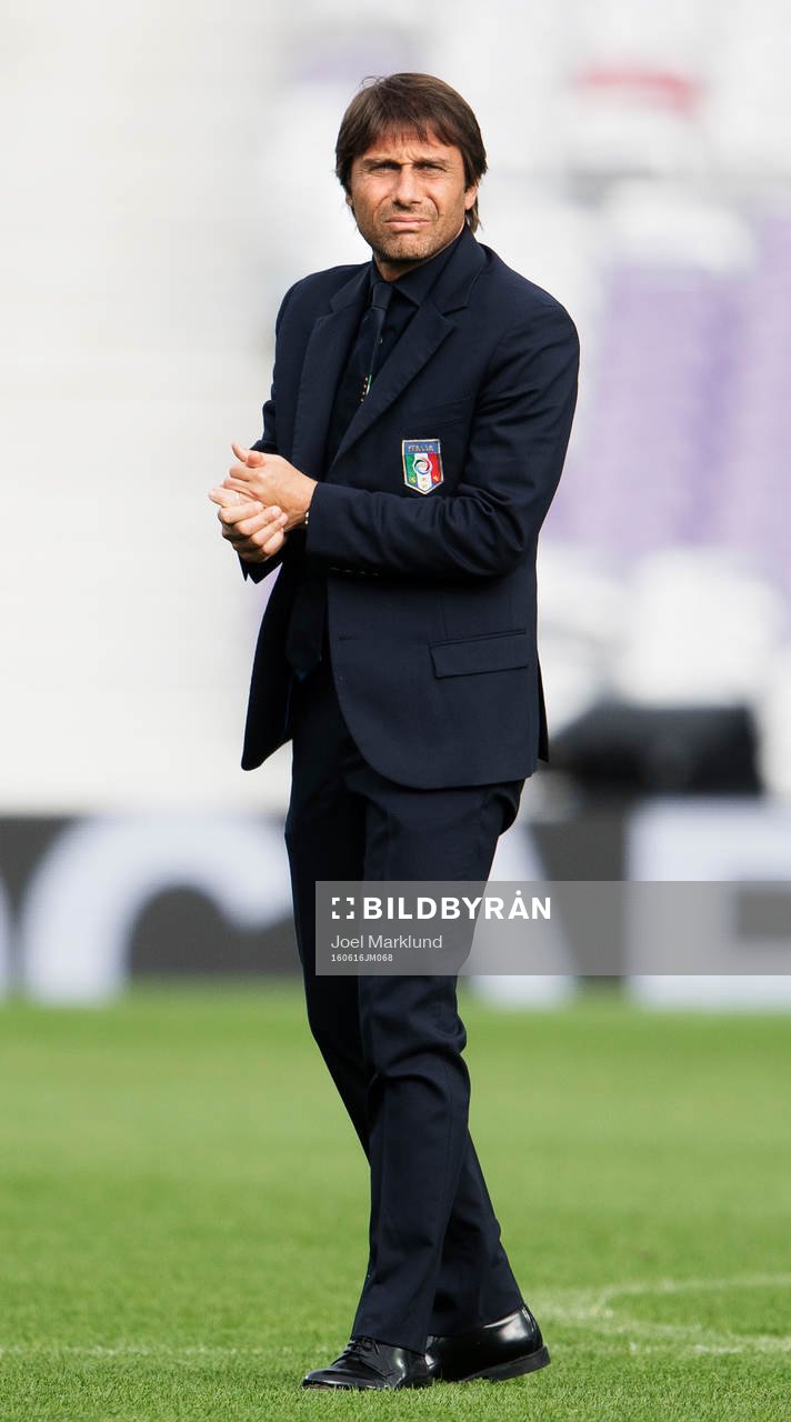 Förbundskapten Antonio Conte på Italiens fotbollslandslags träning under fotbolls-EM den 16 juni 2016 i Toulouse.