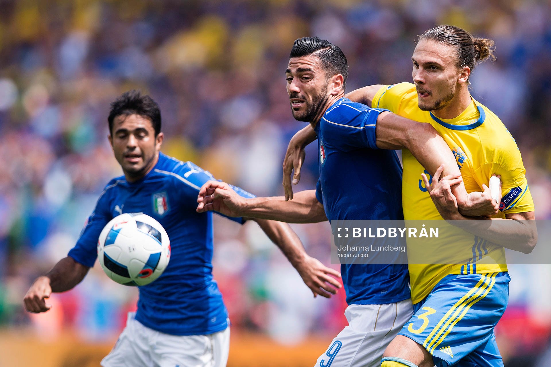 Sveriges Erik Johansson mot Italiens Eder (tv) och Graziano