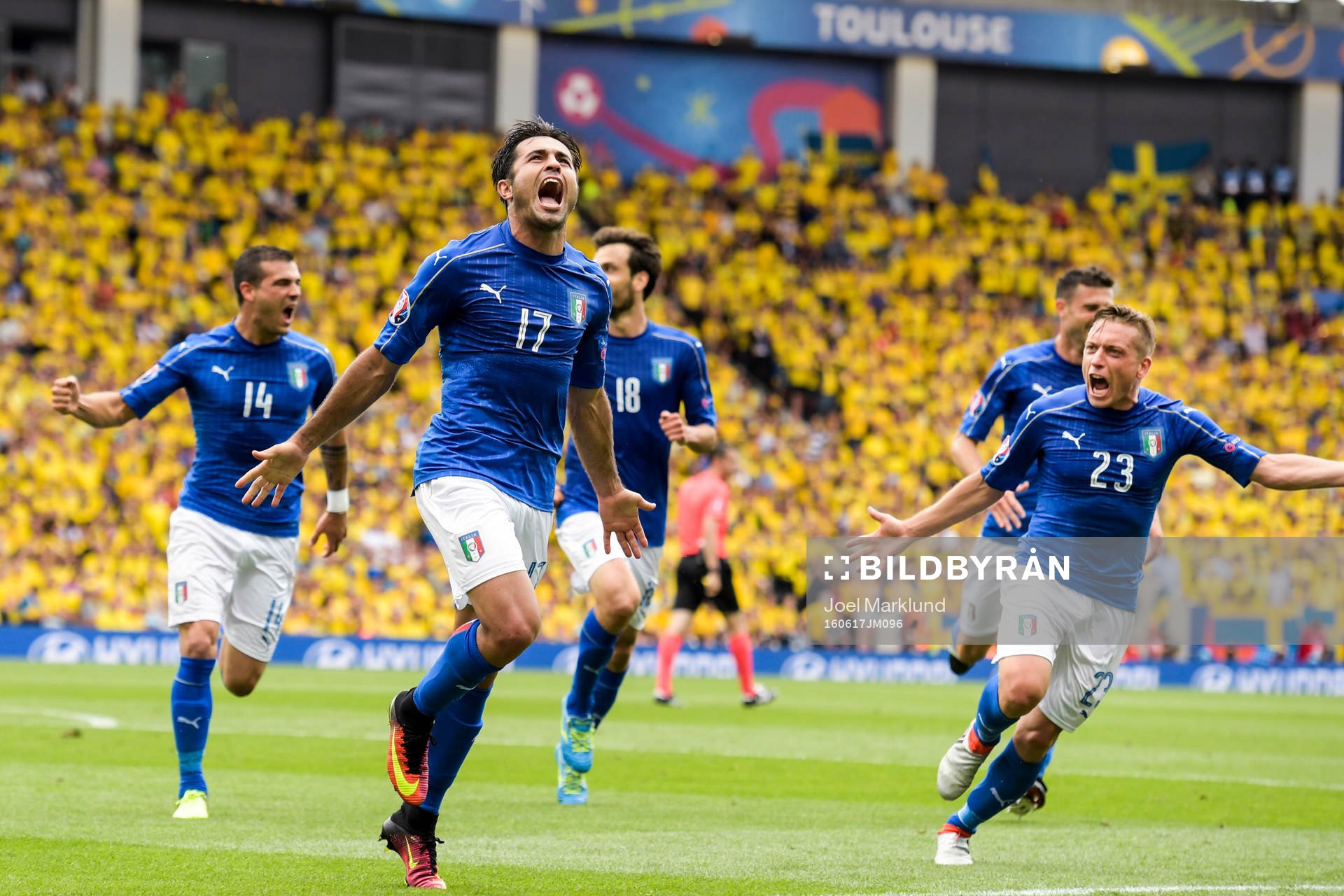 Italiens Eder jublar